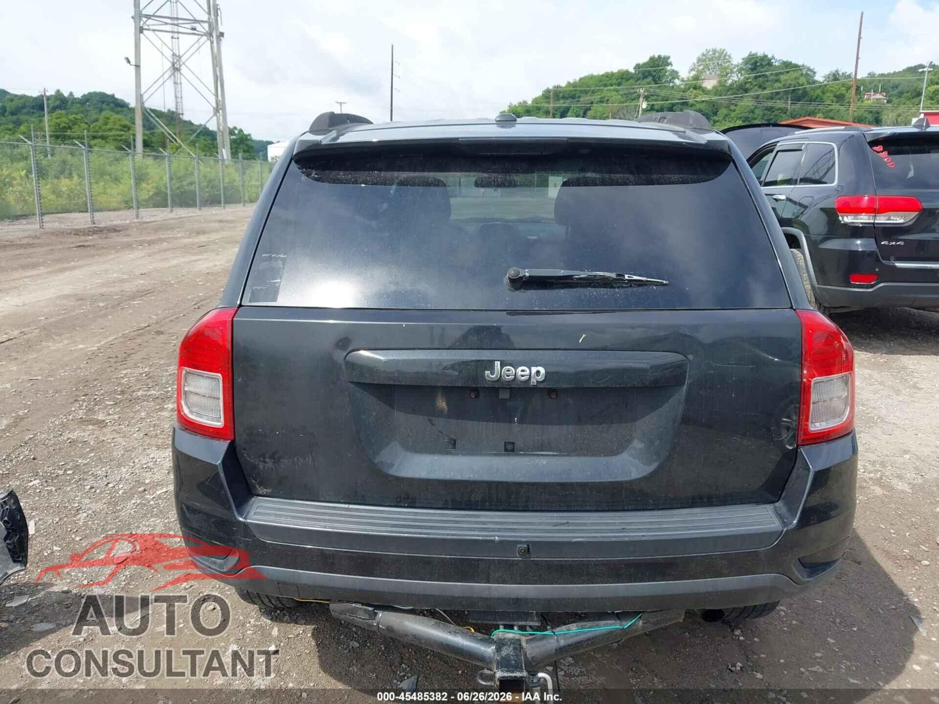 JEEP COMPASS 2011 - 1J4NF1FB8BD135901
