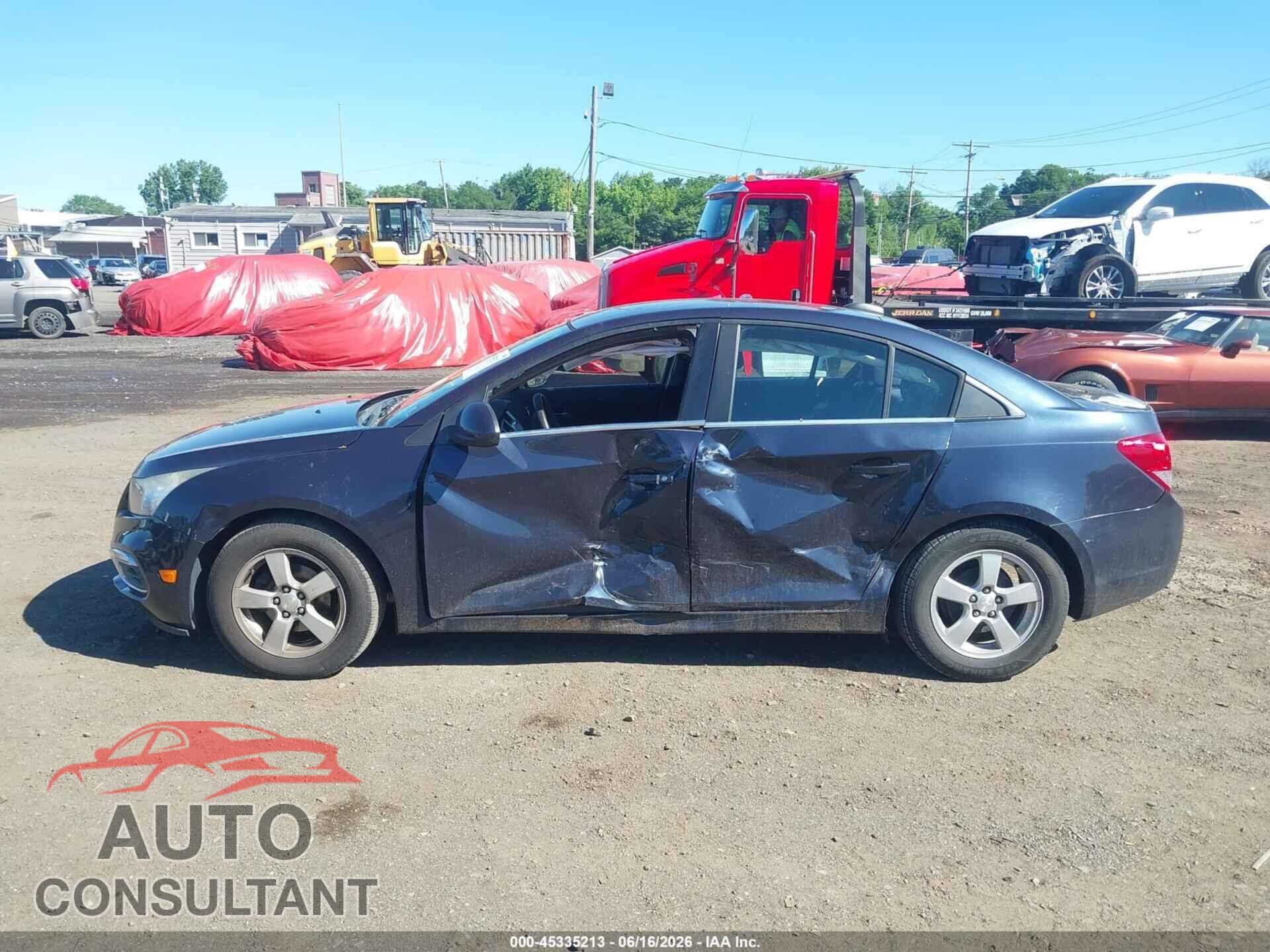 CHEVROLET CRUZE 2015 - 1G1PC5SB1F7203473