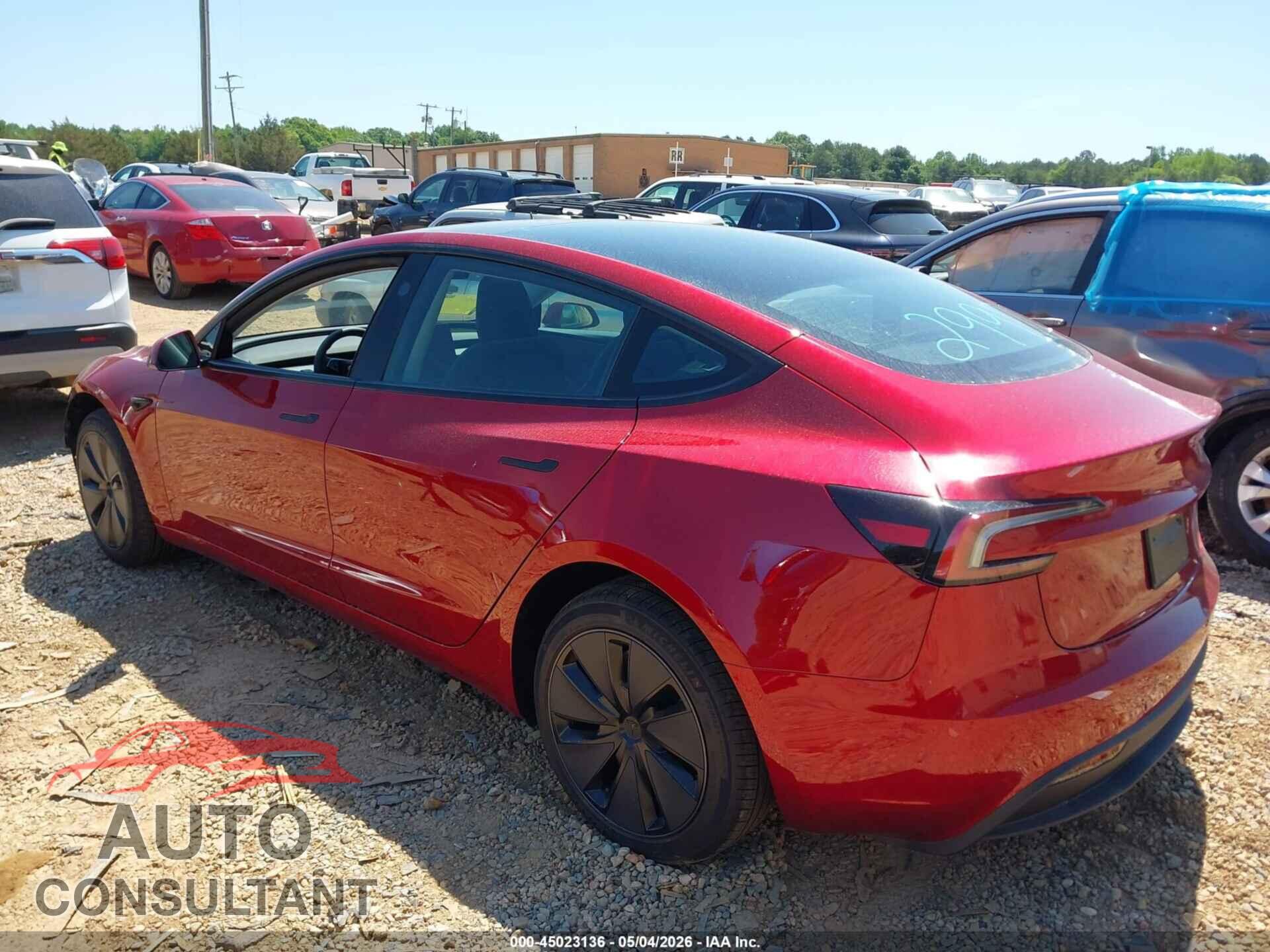 TESLA MODEL 3 2026 - 5YJ3E1EA7TF135584