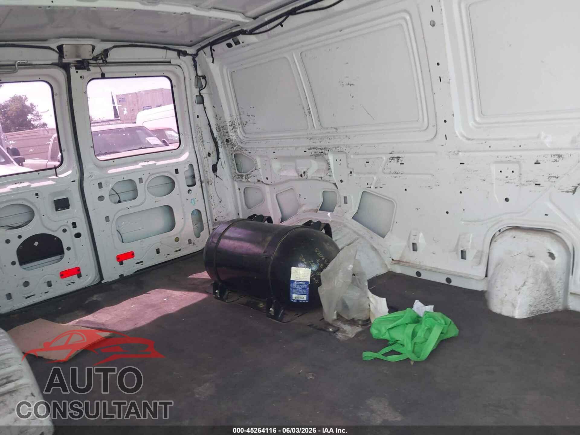 FORD E-250 2010 - 1FTNE2EL9ADA60357