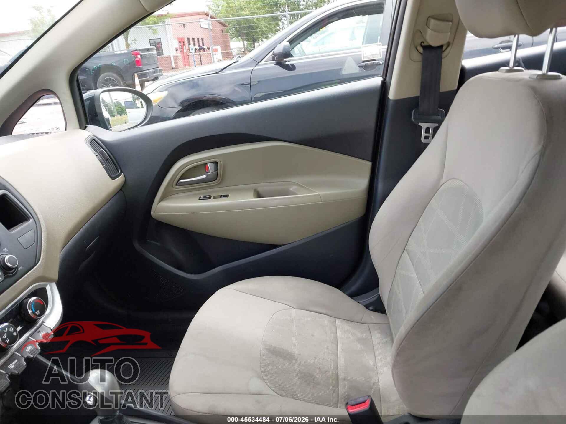 KIA RIO 2014 - KNADM4A37E6368165