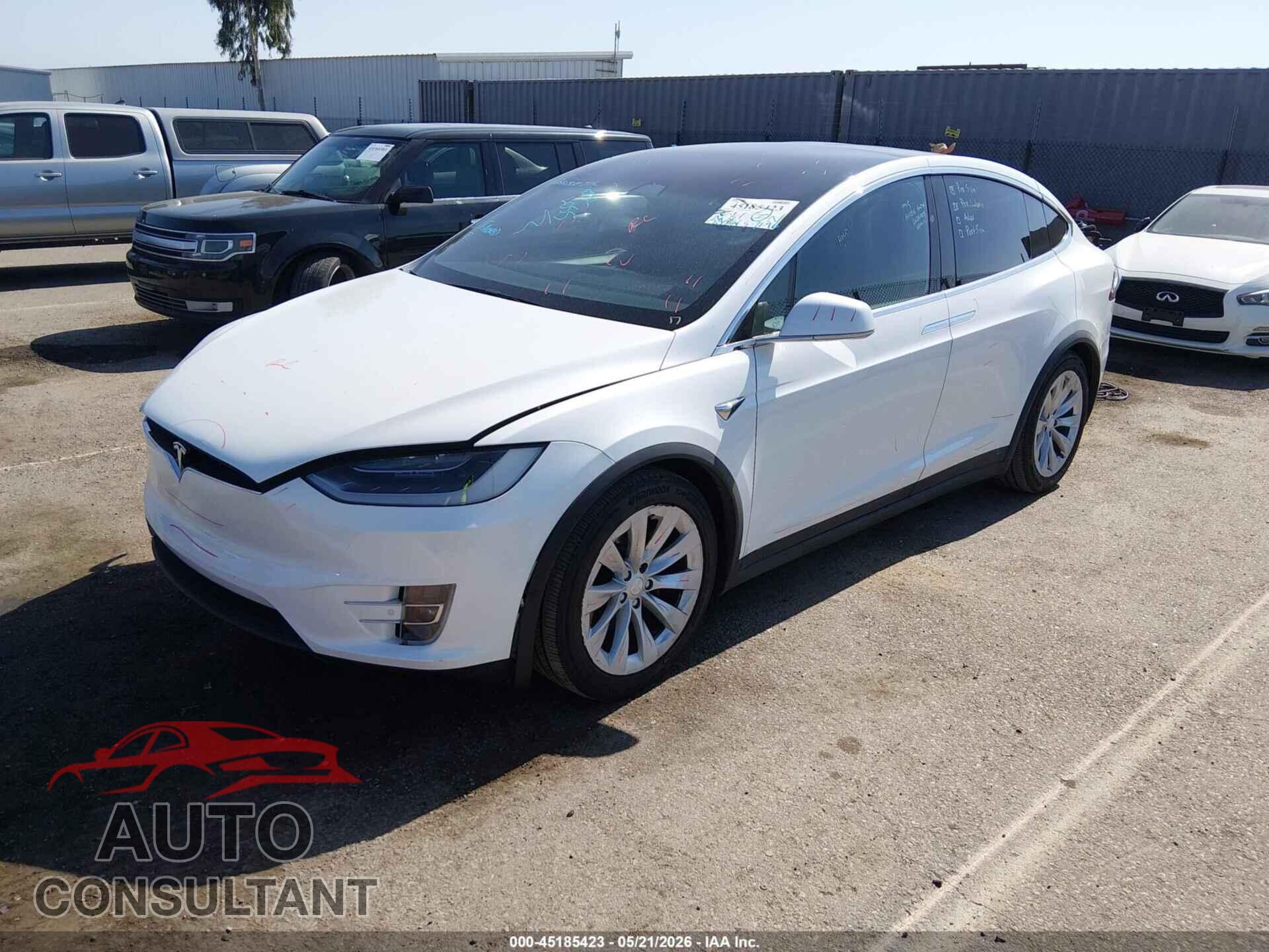 TESLA MODEL X 2018 - 5YJXCDE24JF136884