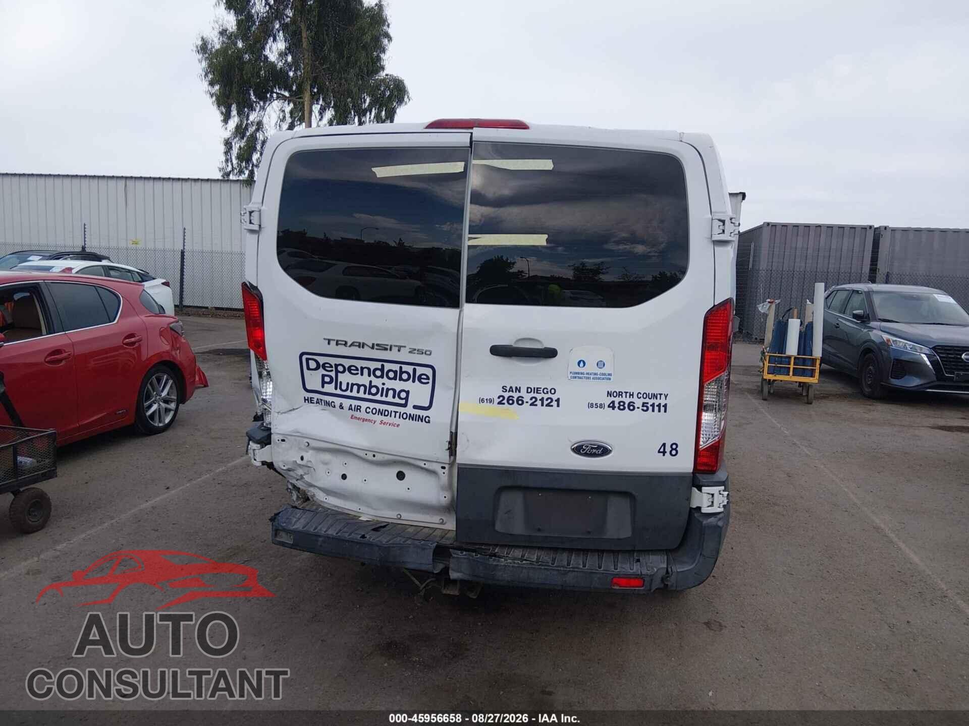 FORD TRANSIT-250 2015 - 1FTNR1YM7FKA44034