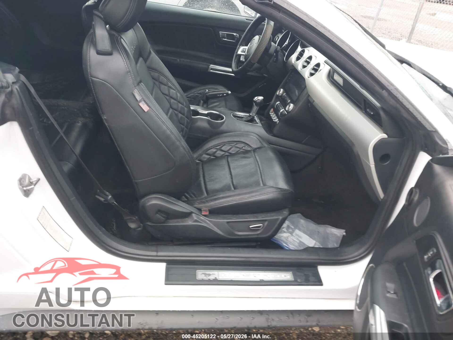 FORD MUSTANG 2015 - 1FATP8UH0F5352729