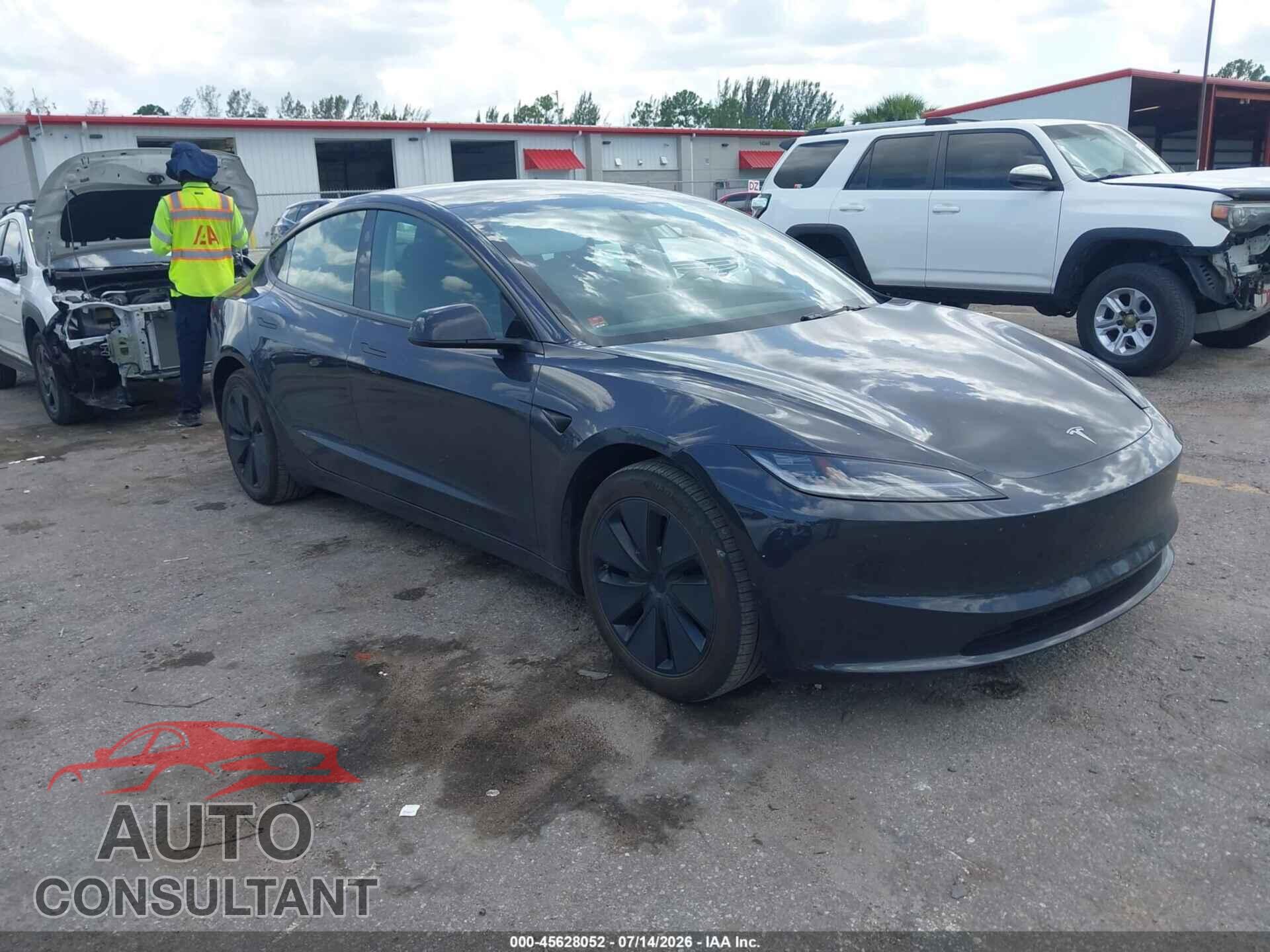 TESLA MODEL 3 2024 - 5YJ3E1EA2RF855416