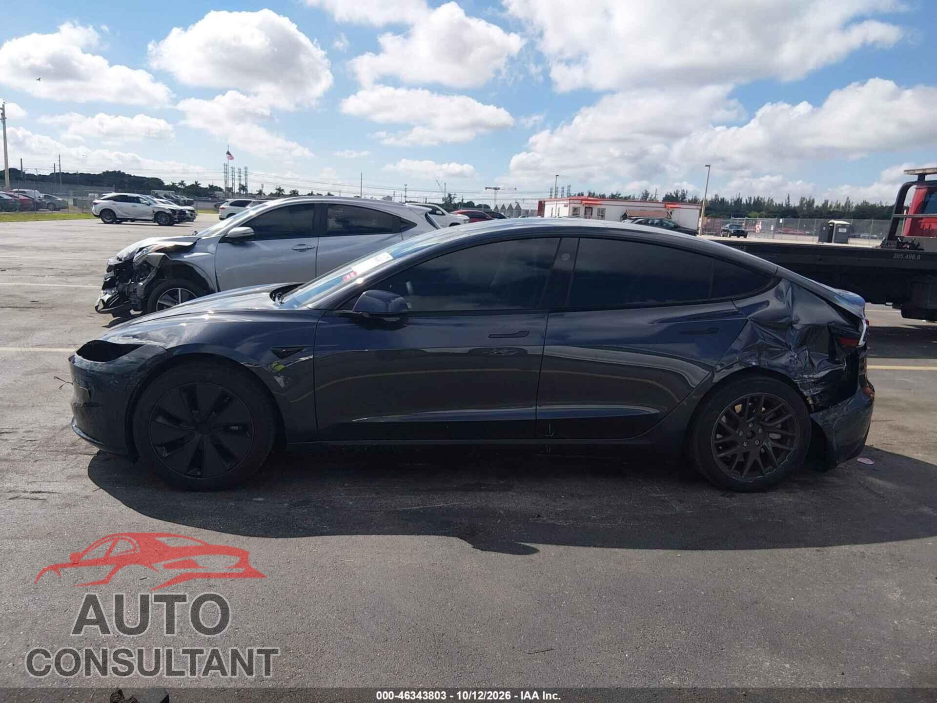 TESLA MODEL 3 2025 - 5YJ3E1EA9SF976952
