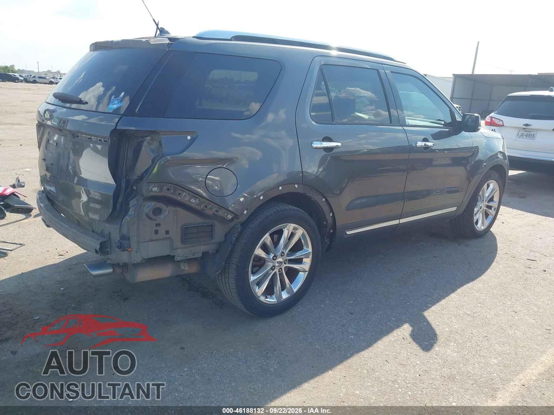 FORD EXPLORER 2018 - 1FM5K7F80JGB30127