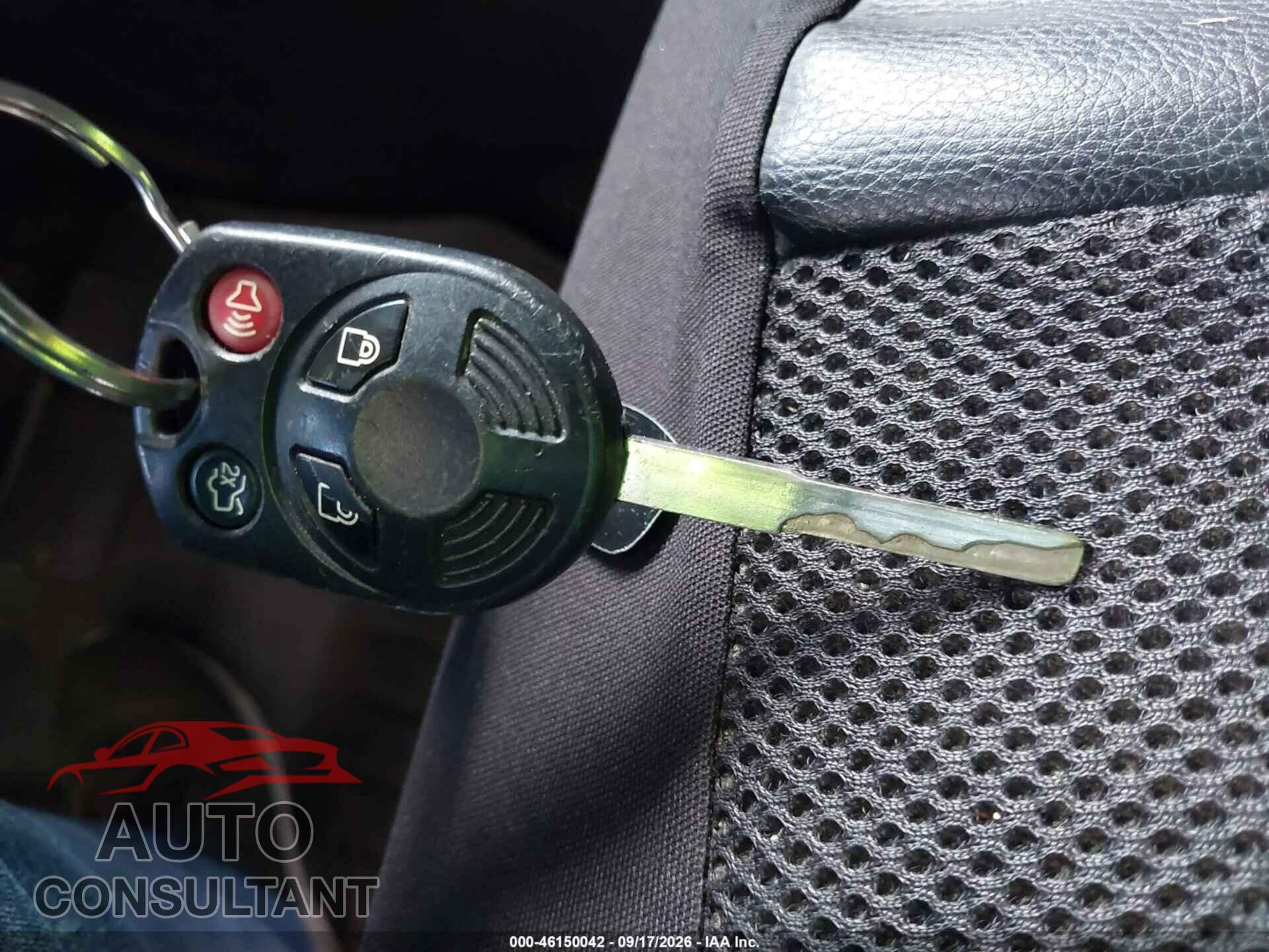 FORD FOCUS 2017 - 1FADP3F23HL345997