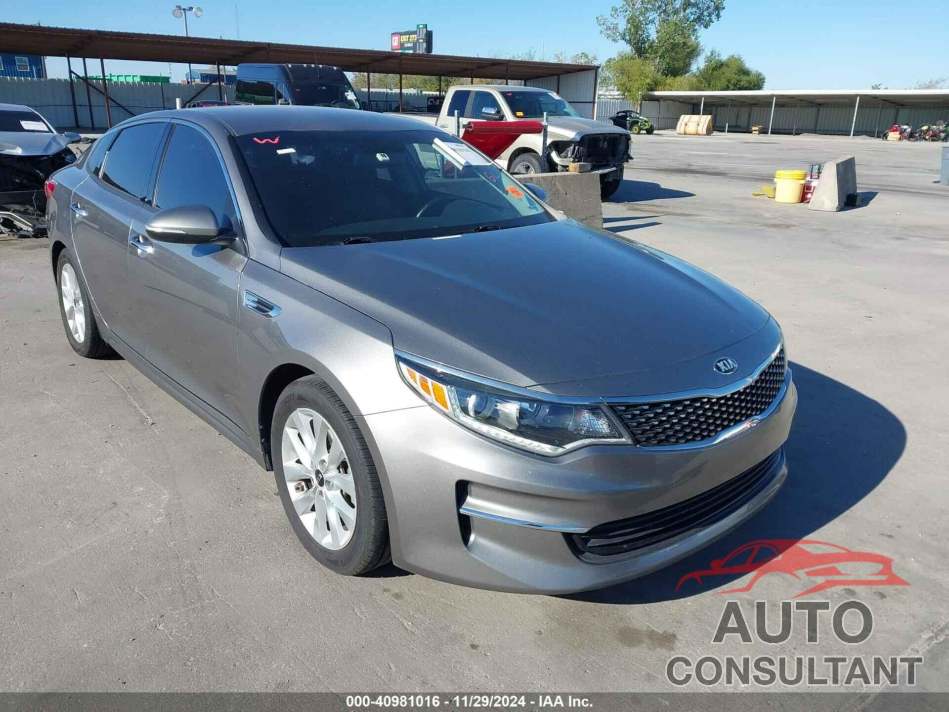 KIA OPTIMA 2018 - 5XXGU4L38JG222642
