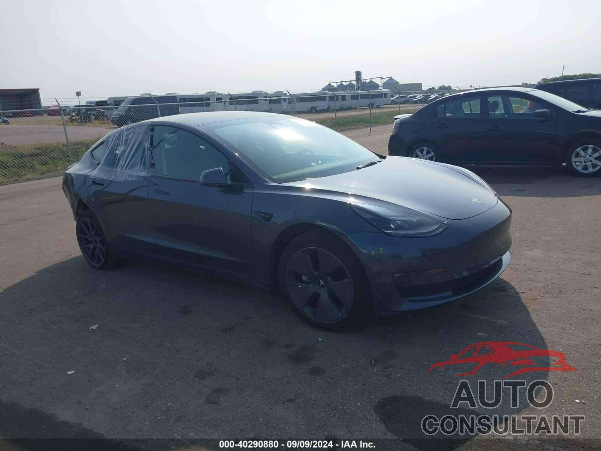 TESLA MODEL 3 2022 - 5YJ3E1EB5NF121033