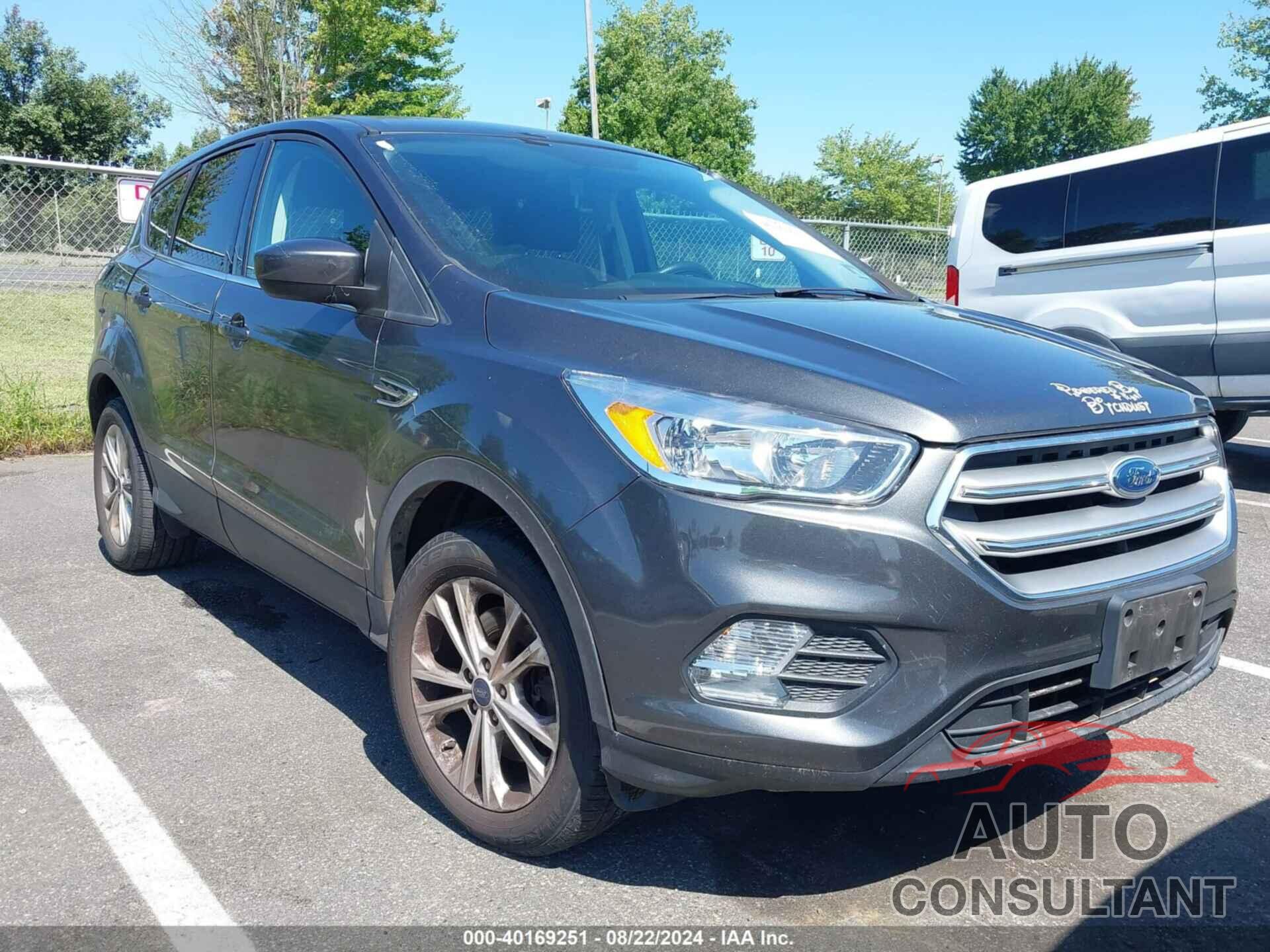 FORD ESCAPE 2017 - 1FMCU9GDXHUC16758