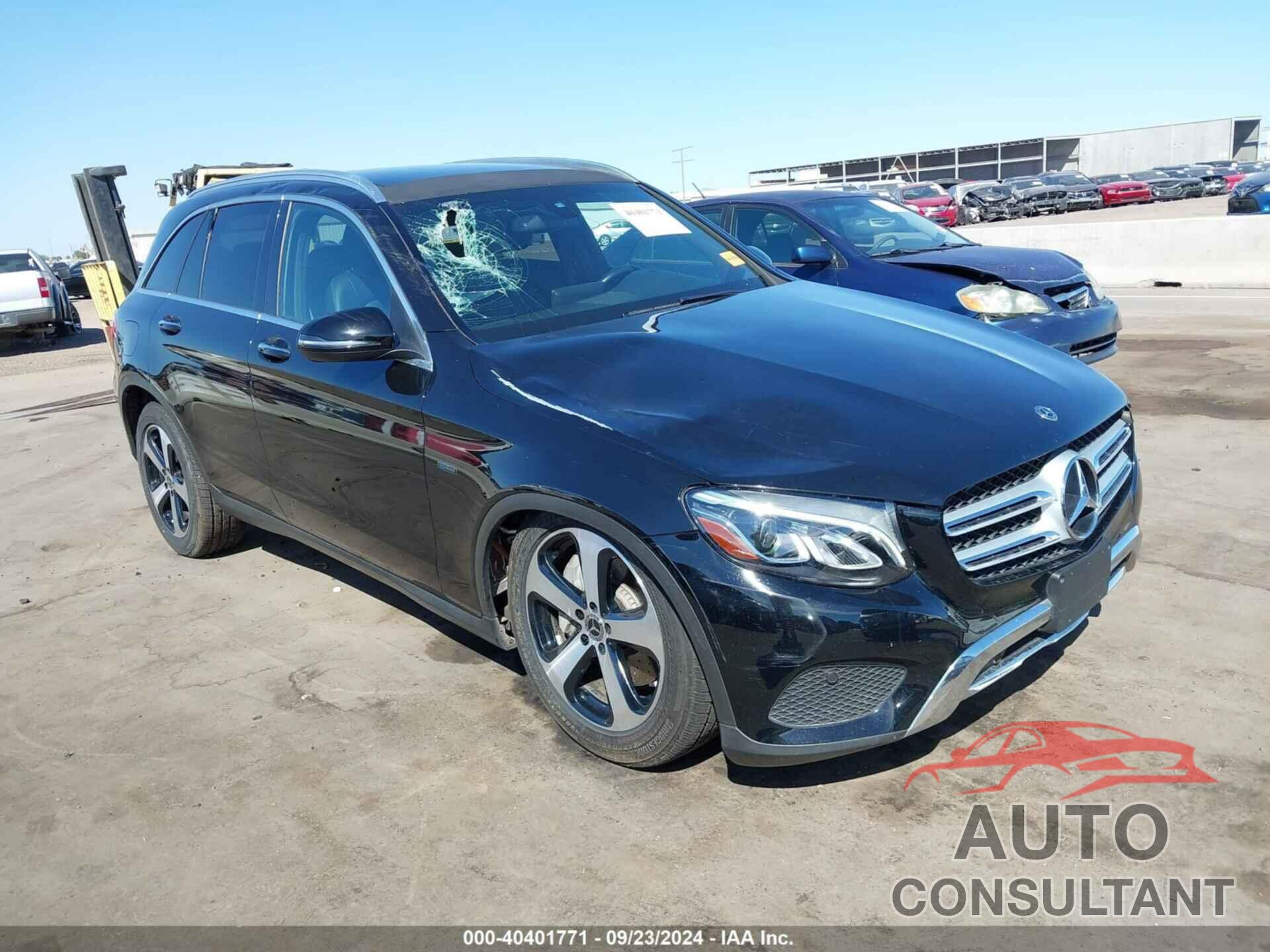 MERCEDES-BENZ GLC 350E 2019 - WDC0G5EB8KF546512