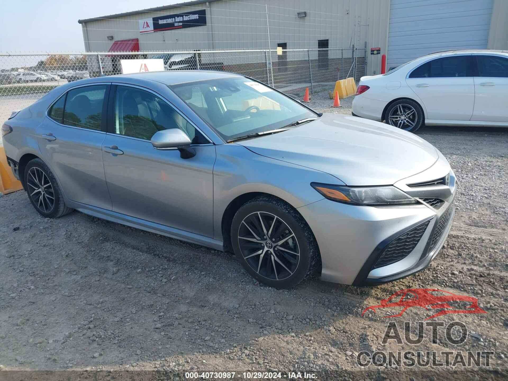 TOYOTA CAMRY 2024 - 4T1G11AK3RU895857
