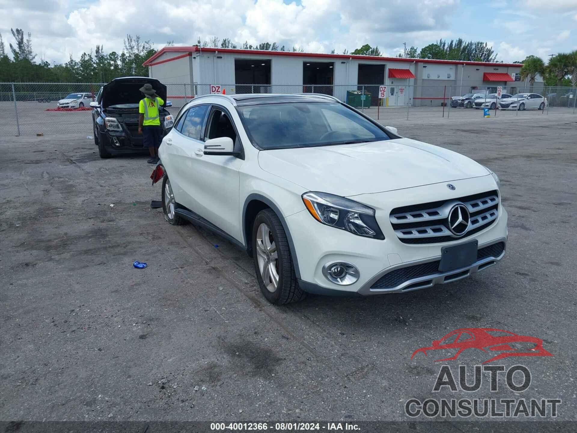 MERCEDES-BENZ GLA 250 2018 - WDCTG4EB0JJ420700