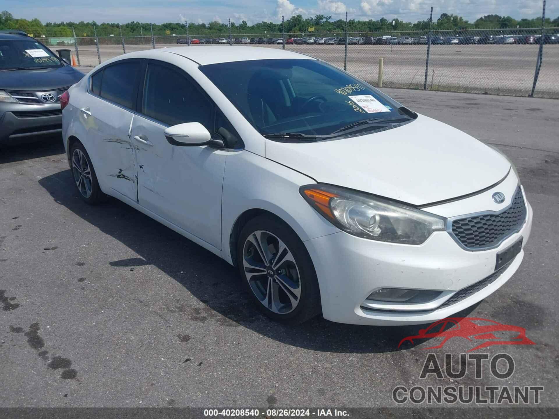 KIA FORTE 2016 - KNAFX4A88G5450619