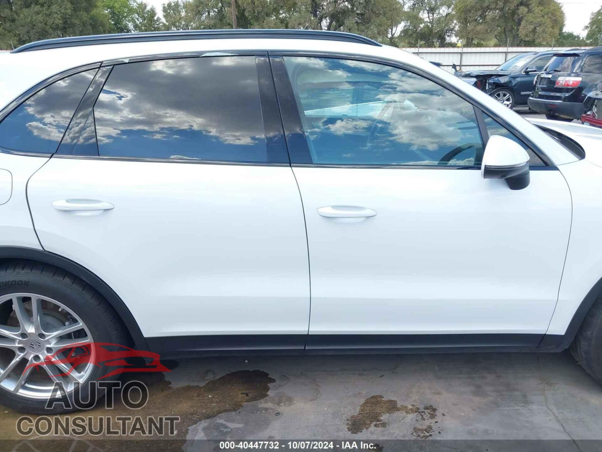 PORSCHE CAYENNE 2024 - WP1AA2AY8RDA01015