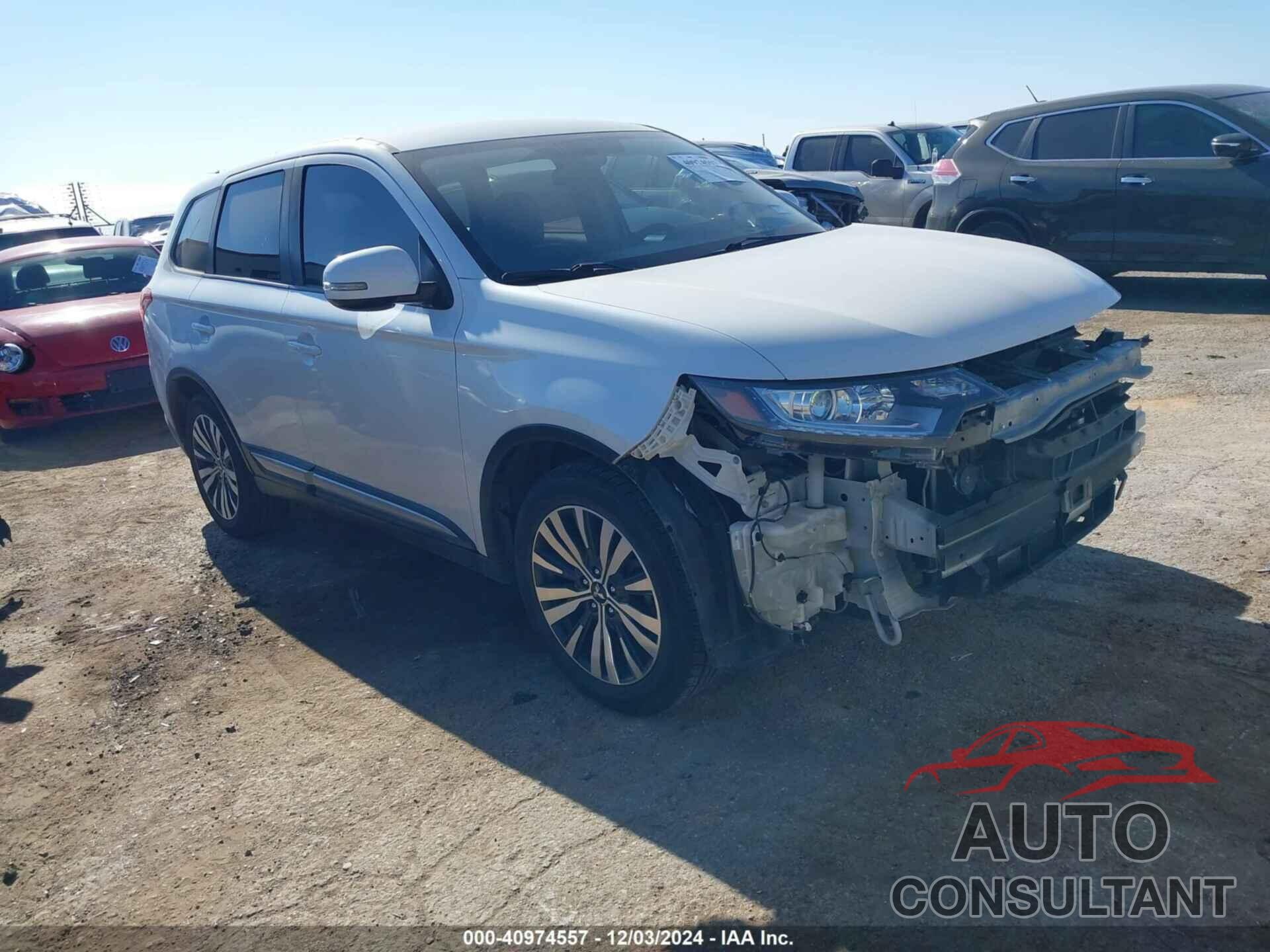 MITSUBISHI OUTLANDER 2019 - JA4AD3A32KZ015286