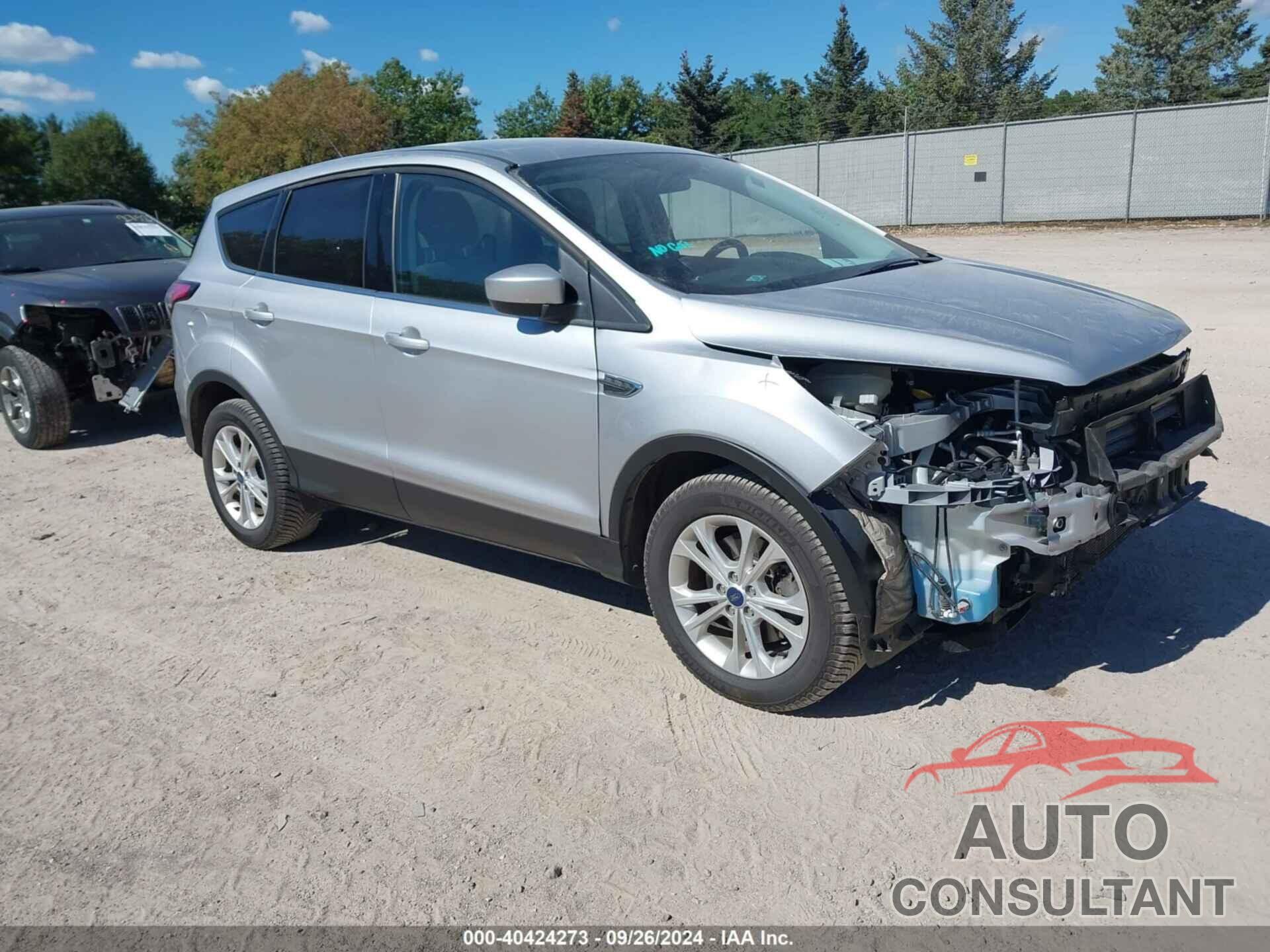 FORD ESCAPE 2017 - 1FMCU9GD3HUC97750