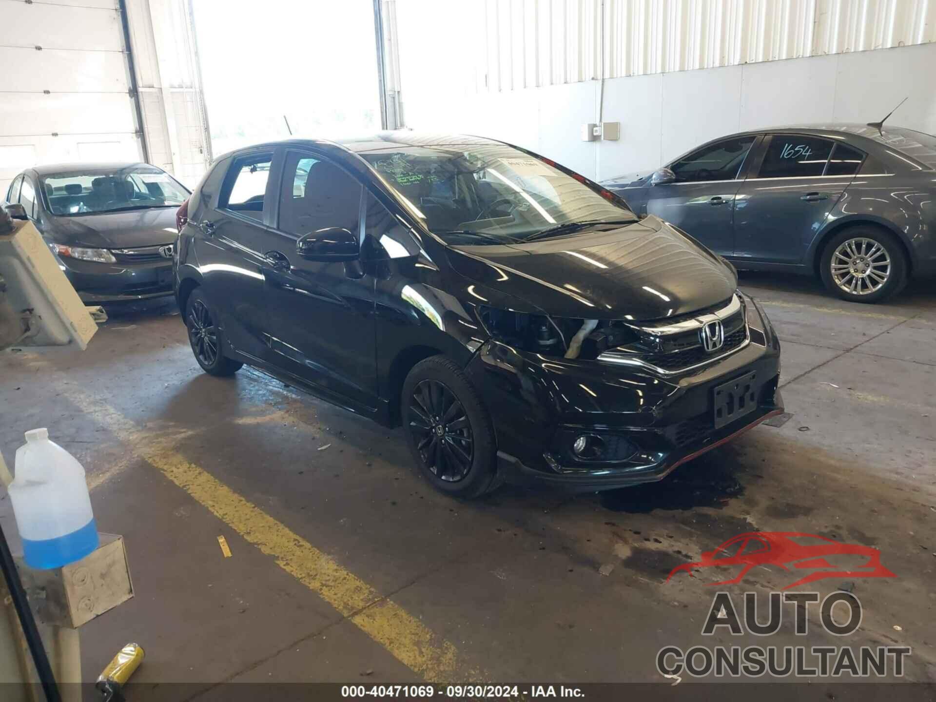 HONDA FIT 2018 - 3HGGK5H64JM724045