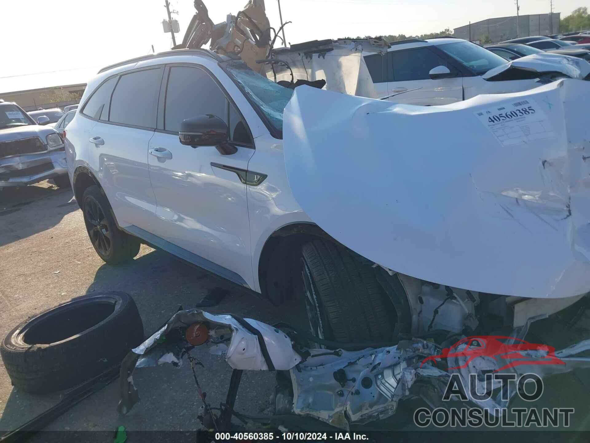 KIA SORENTO 2021 - 5XYRK4LF2MG044171