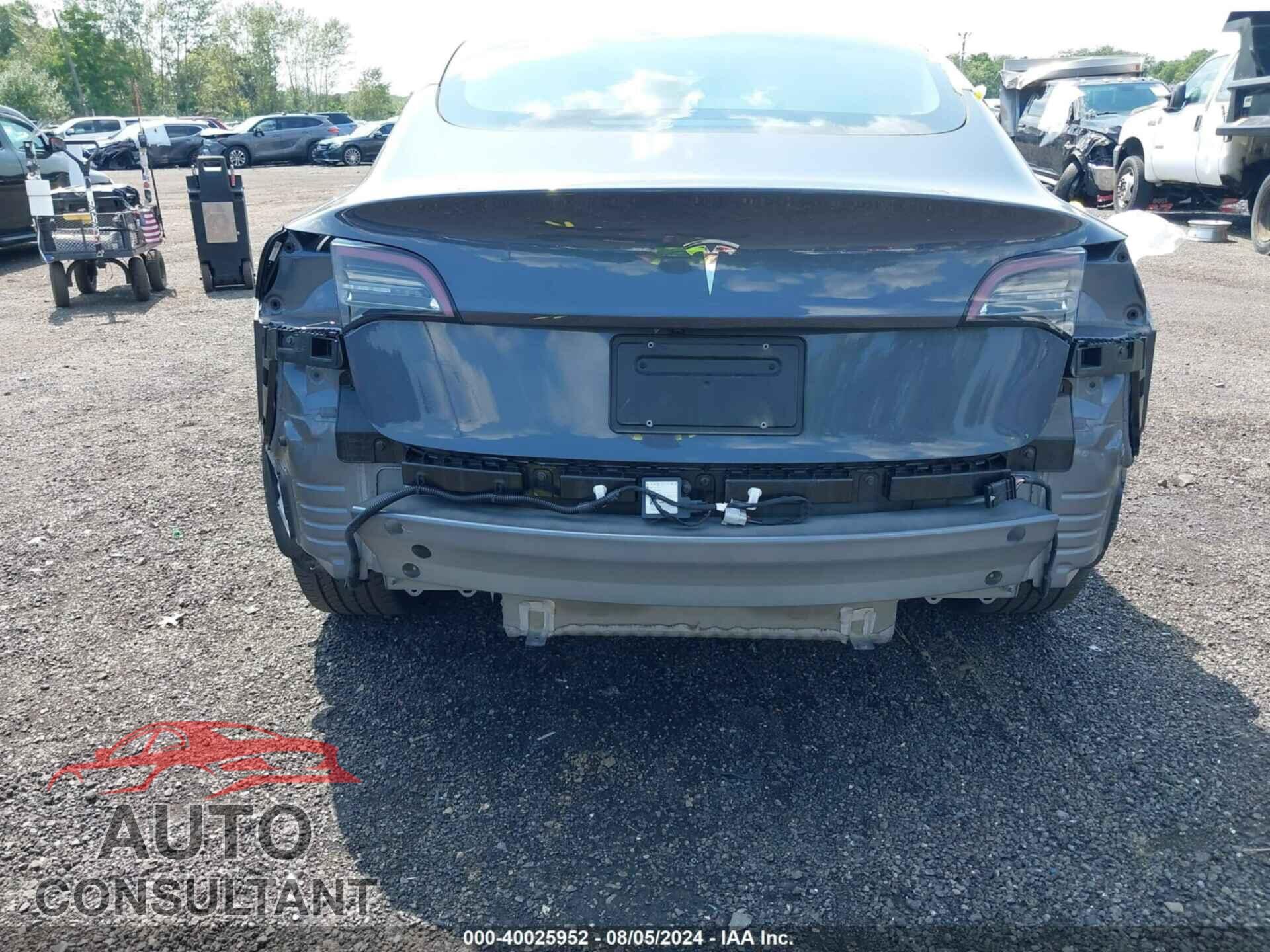 TESLA MODEL 3 2023 - 5YJ3E1EA3PF435760