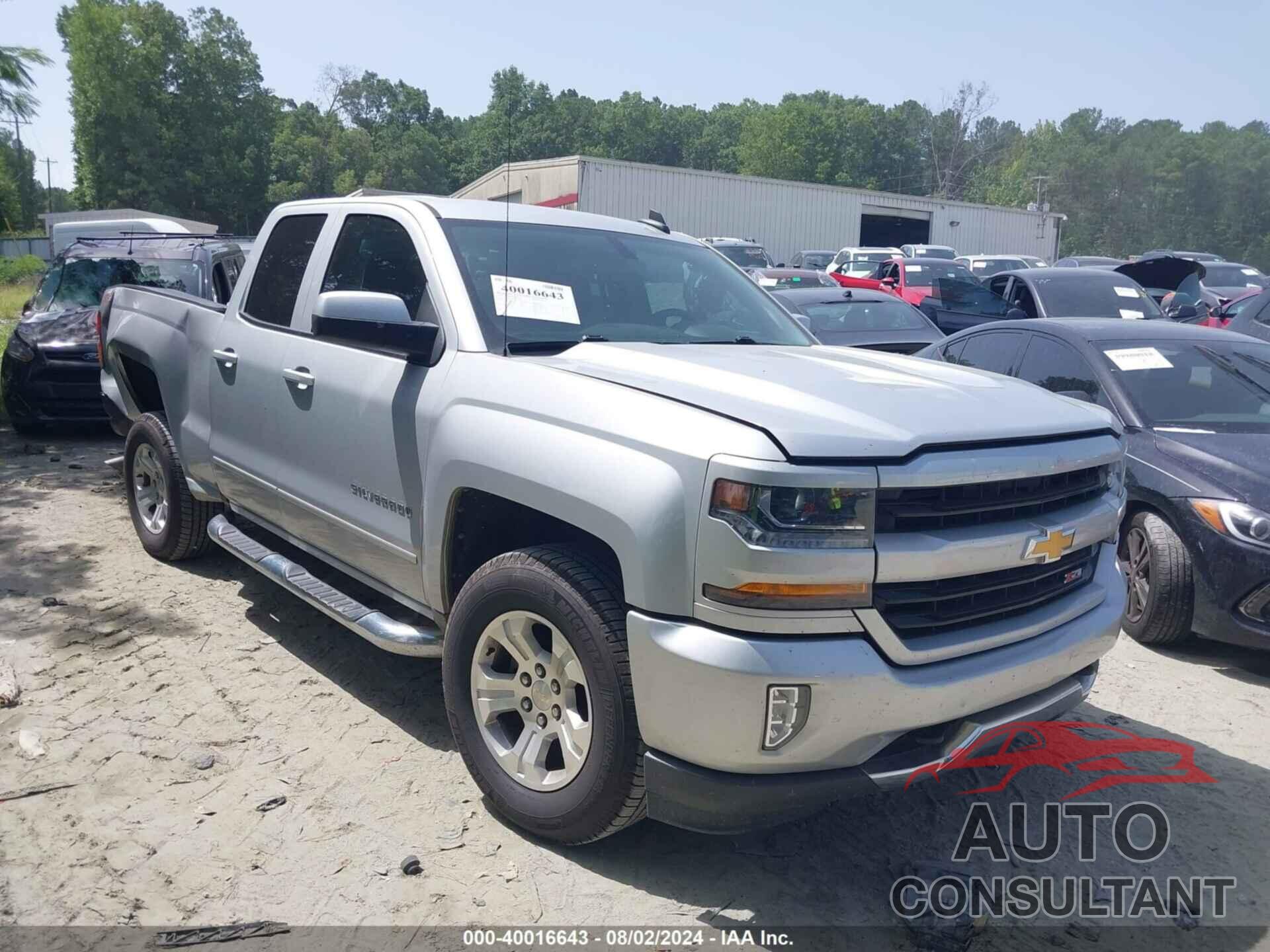 CHEVROLET SILVERADO 1500 2017 - 1GCVKREC8HZ365864