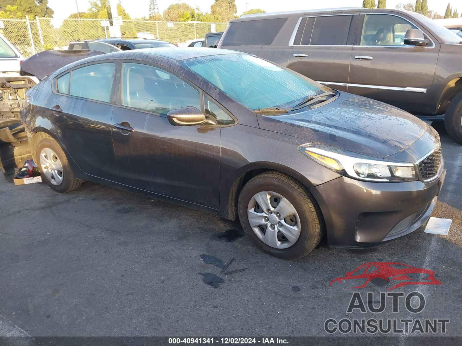 KIA FORTE 2017 - 3KPFK4A73HE130381