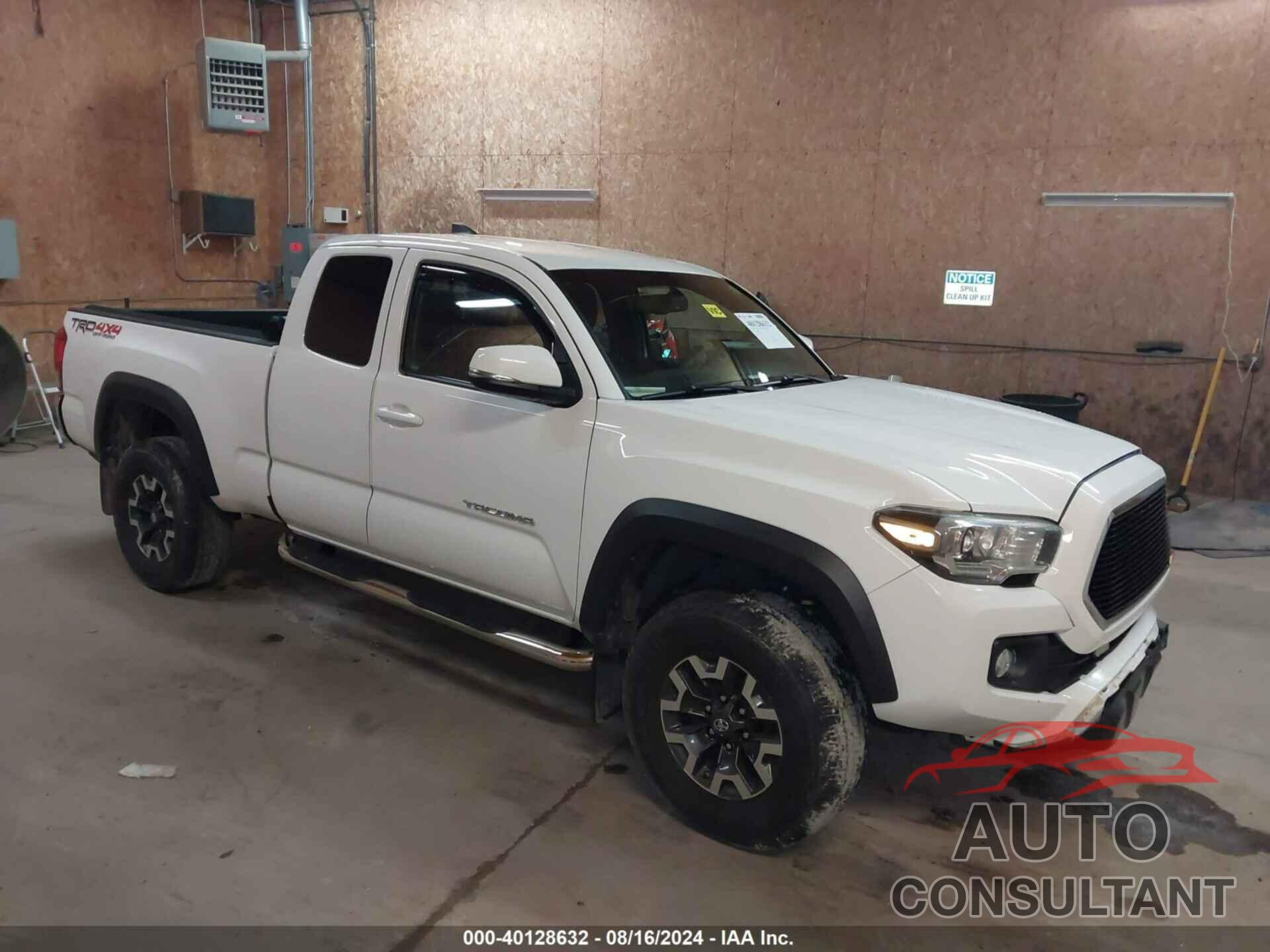 TOYOTA TACOMA 2017 - 5TFSZ5AN5HX104315