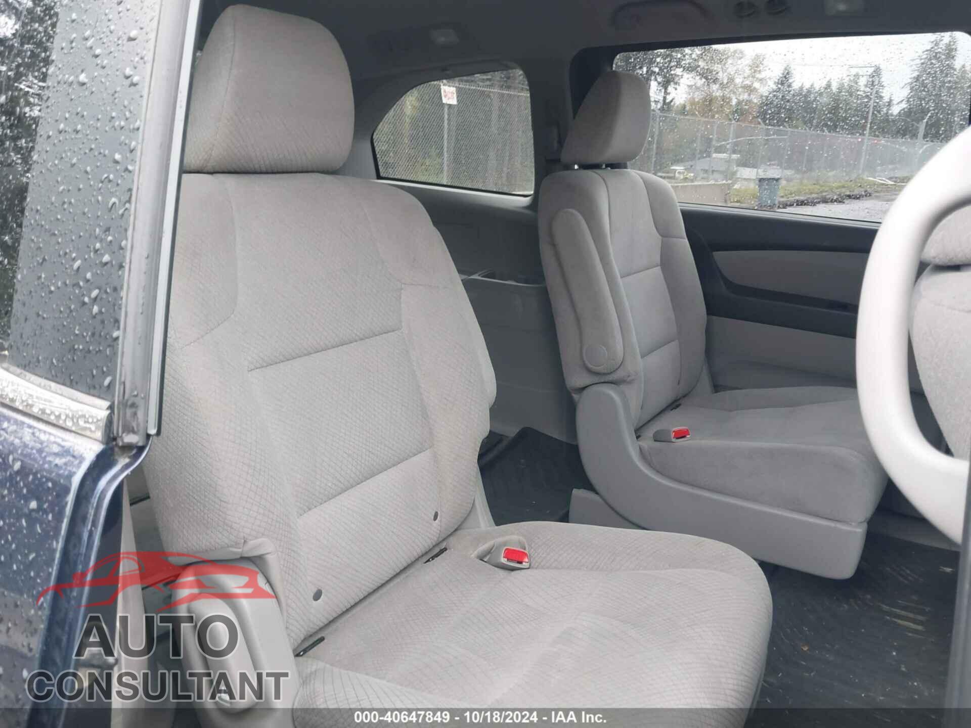 HONDA ODYSSEY 2014 - 5FNRL5H24EB001663