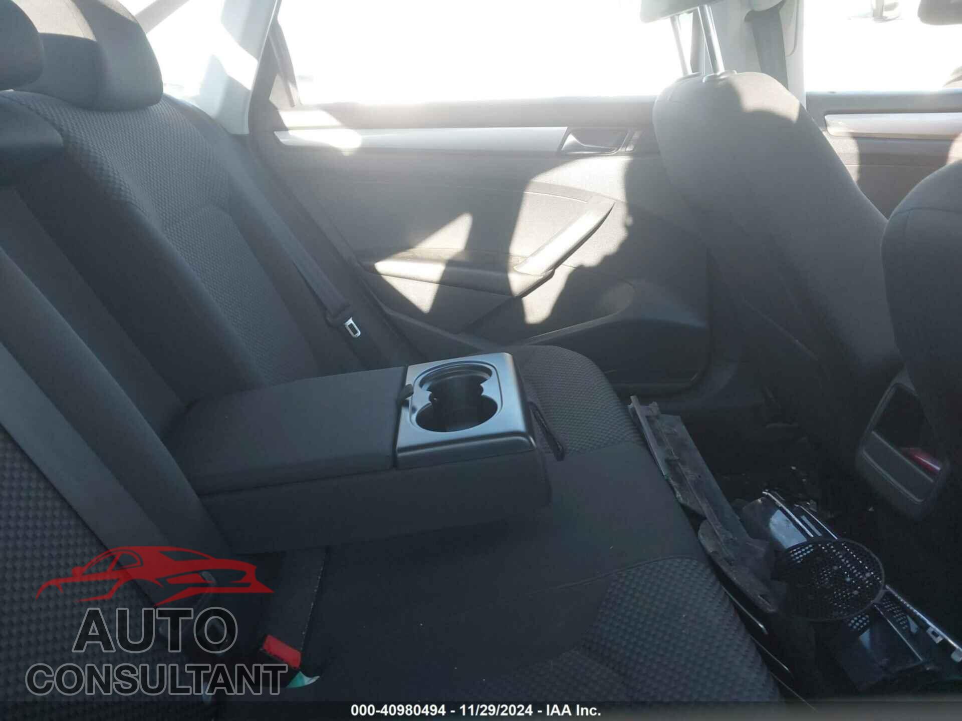VOLKSWAGEN PASSAT 2013 - 1VWAP7A3XDC129902
