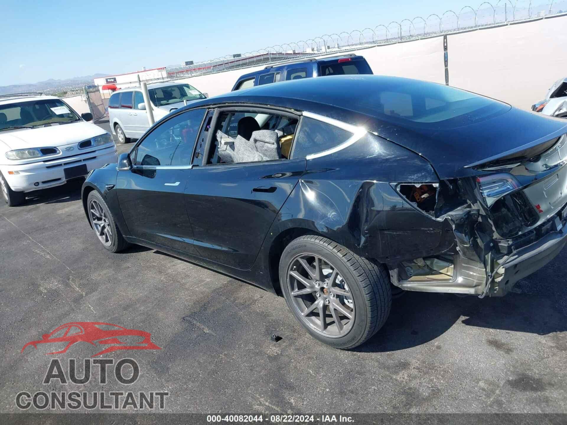 TESLA MODEL 3 2018 - 5YJ3E1EA1JF156847