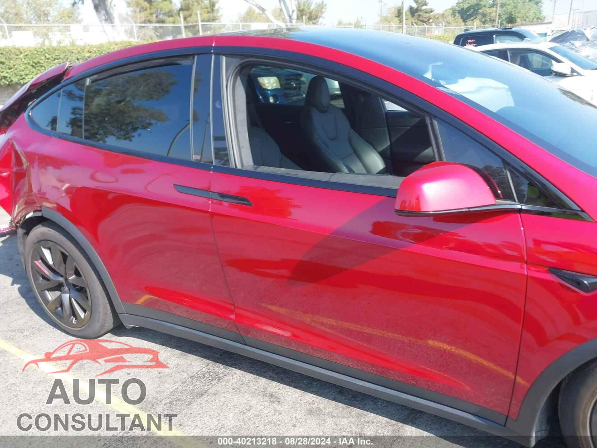 TESLA MODEL X 2024 - 7SAXCDE55RF436619