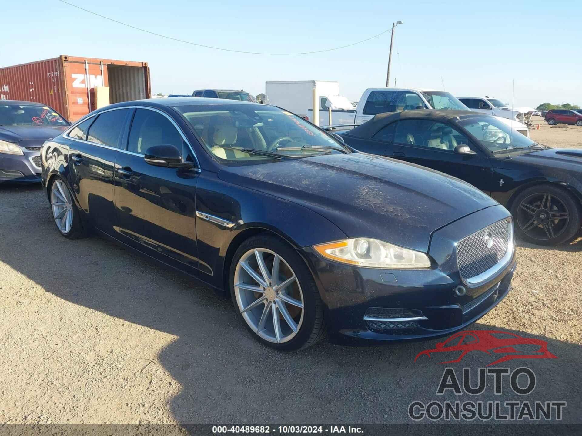 JAGUAR XJ 2013 - SAJWA1C72D8V39587