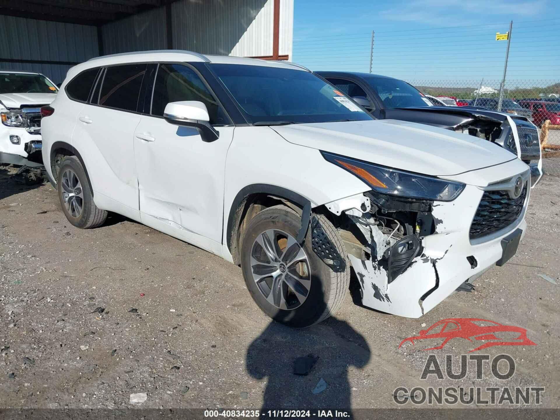 TOYOTA HIGHLANDER 2022 - 5TDGZRAHXNS543356