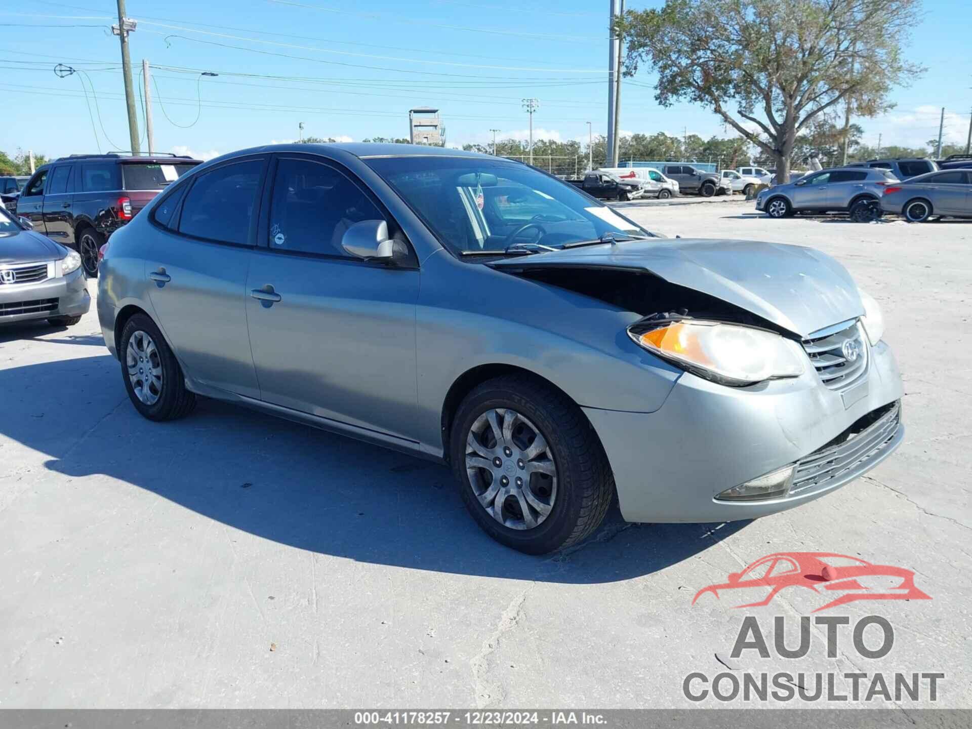 HYUNDAI ELANTRA 2010 - KMHDU4AD2AU896354