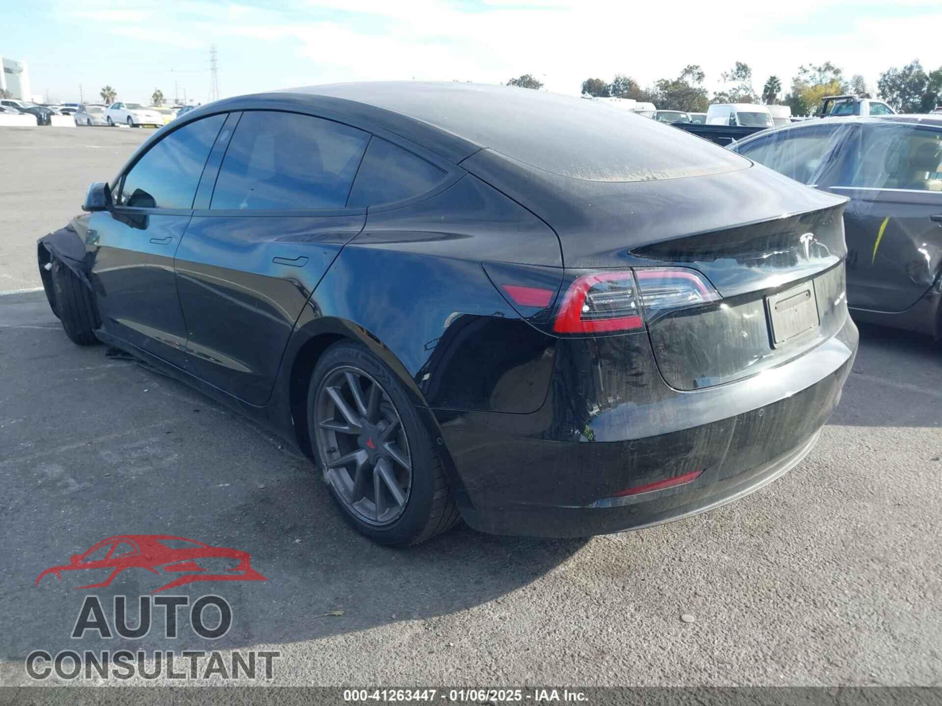 TESLA MODEL 3 2021 - 5YJ3E1EB5MF004325