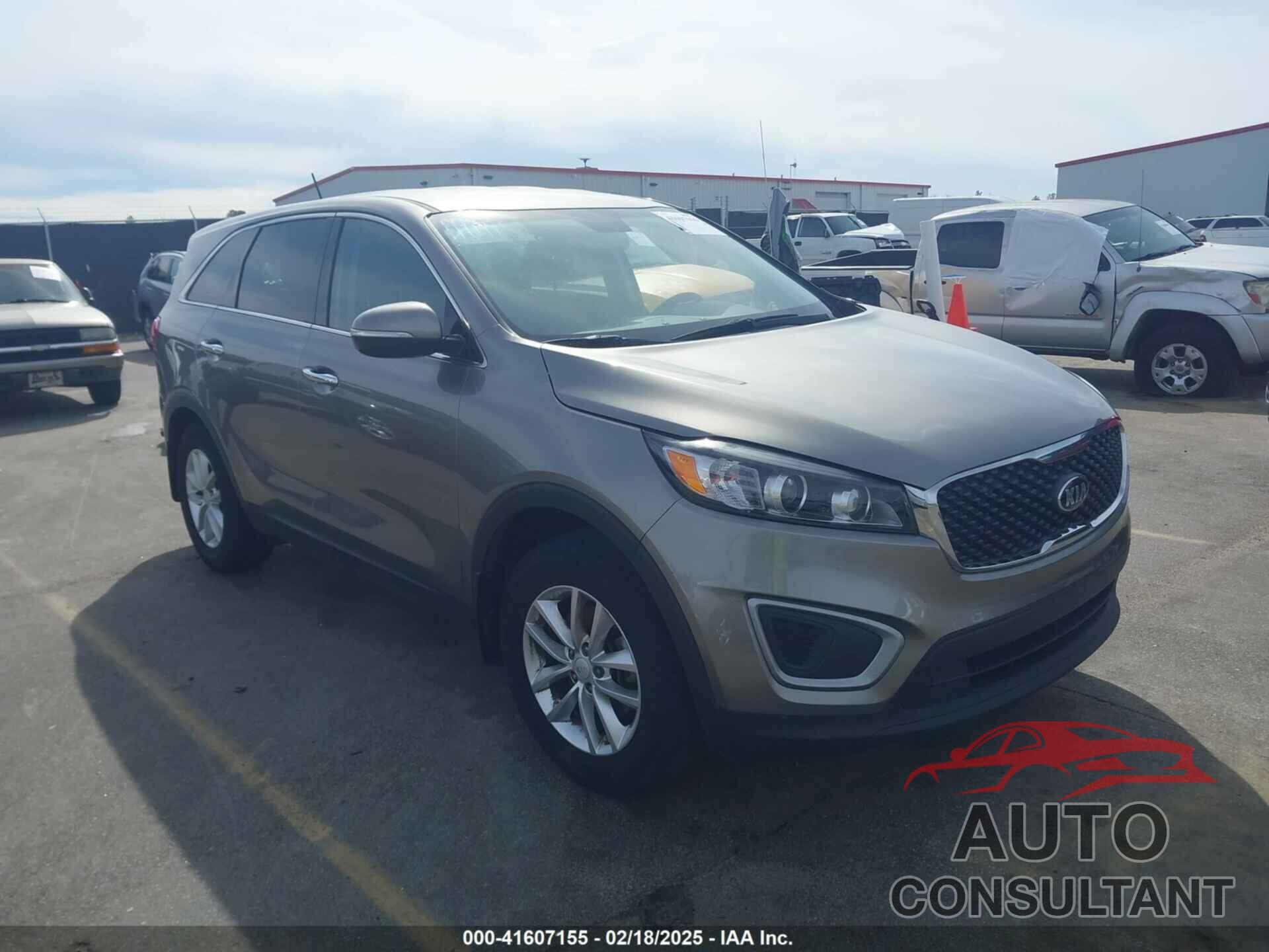 KIA SORENTO 2018 - 5XYPG4A38JG424550