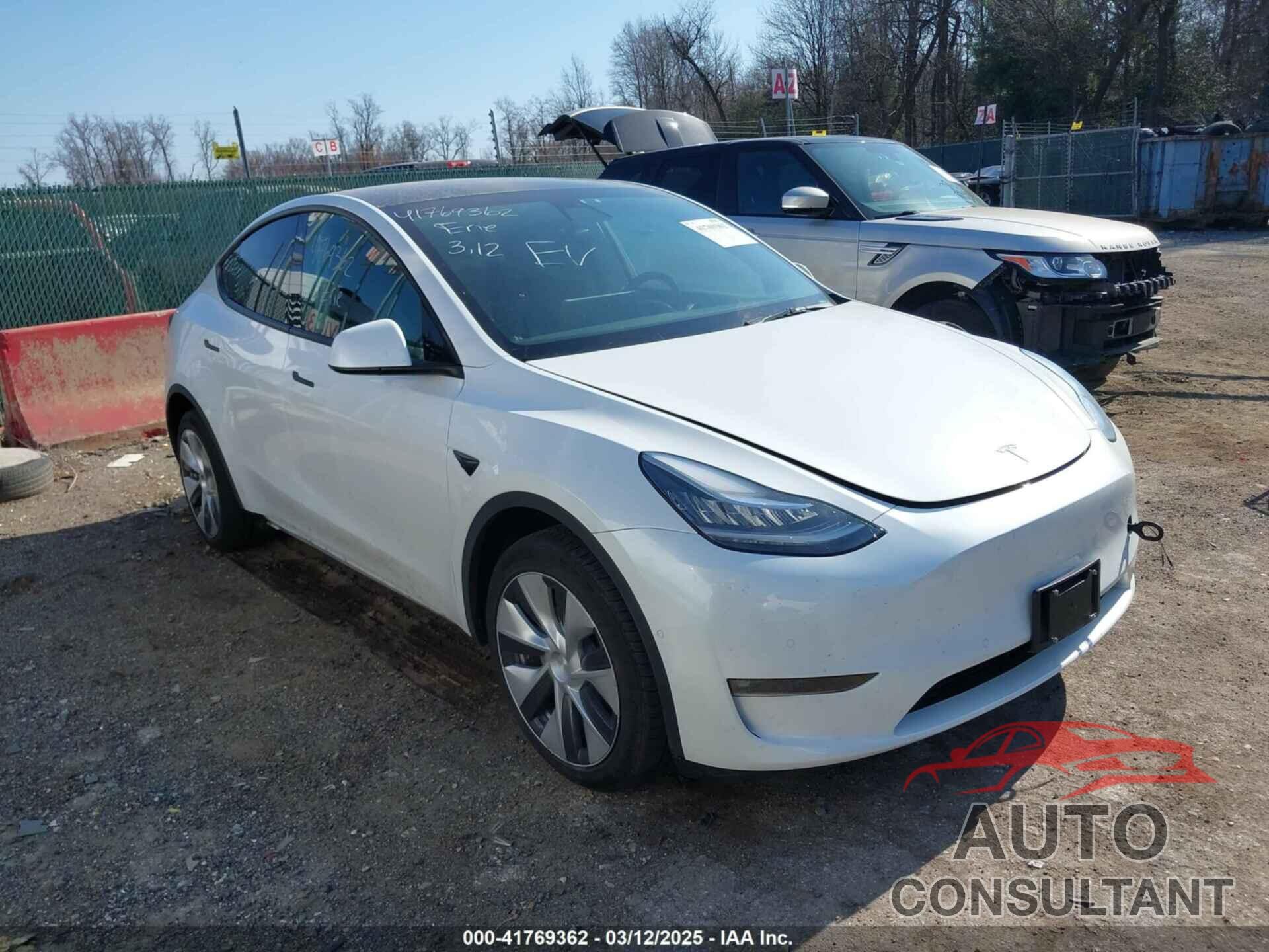 TESLA MODEL Y 2021 - 5YJYGDEE1MF184222