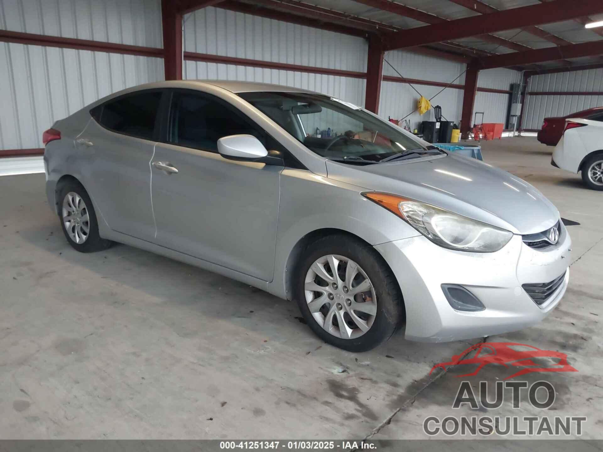 HYUNDAI ELANTRA 2013 - 5NPDH4AE7DH201074