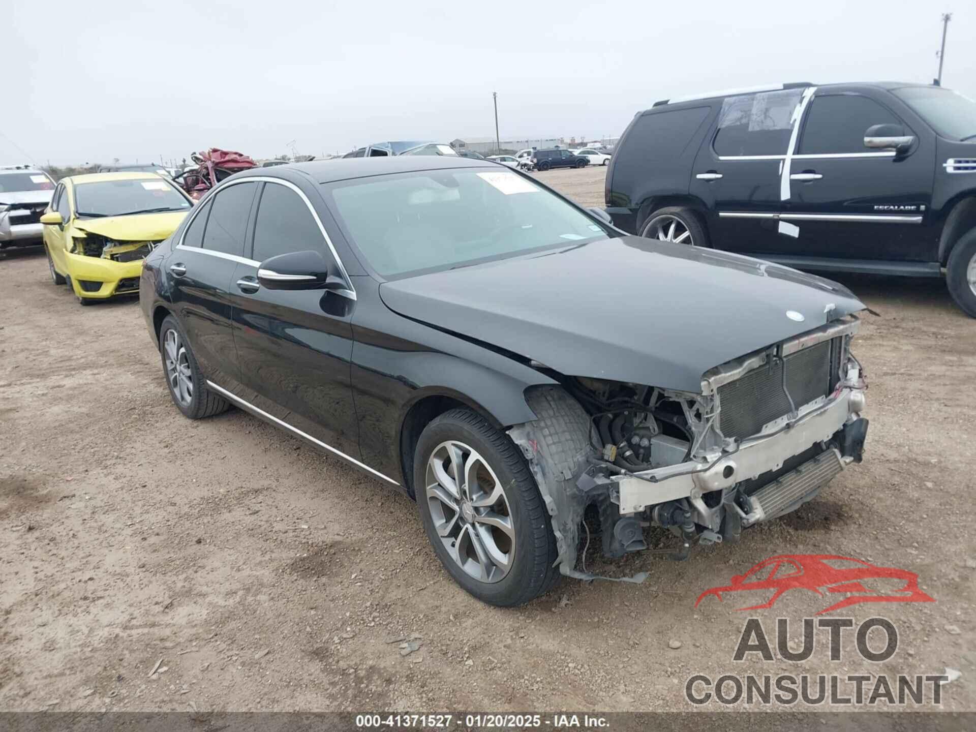 MERCEDES-BENZ C 300 2015 - 55SWF4KB6FU015660