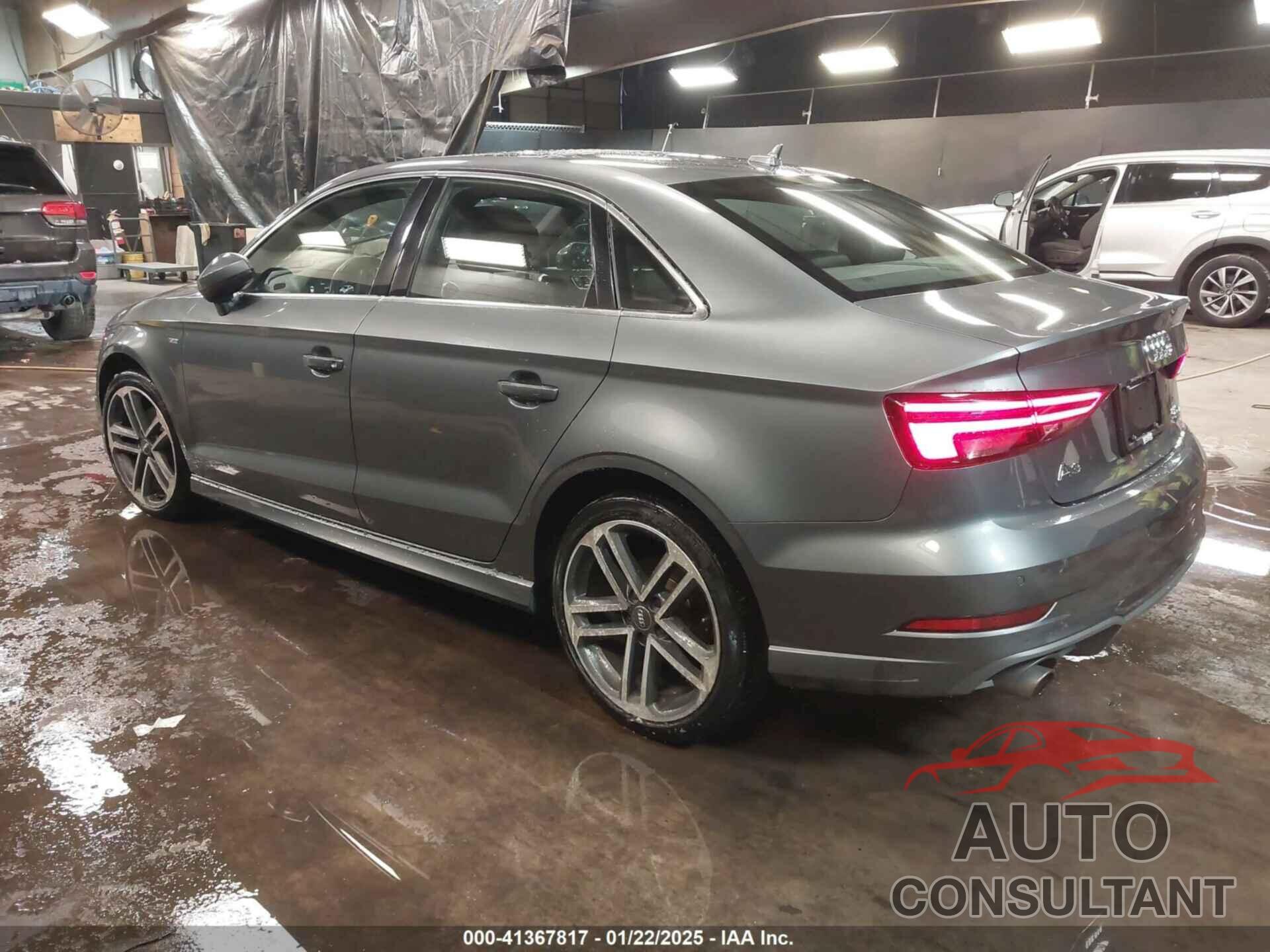 AUDI A3 2018 - WAUJ8GFF8J1006459