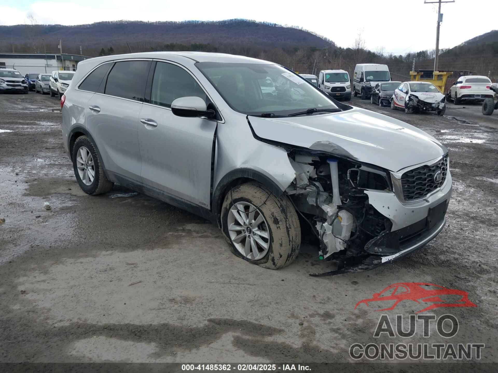 KIA SORENTO 2019 - 5XYPGDA5XKG440512
