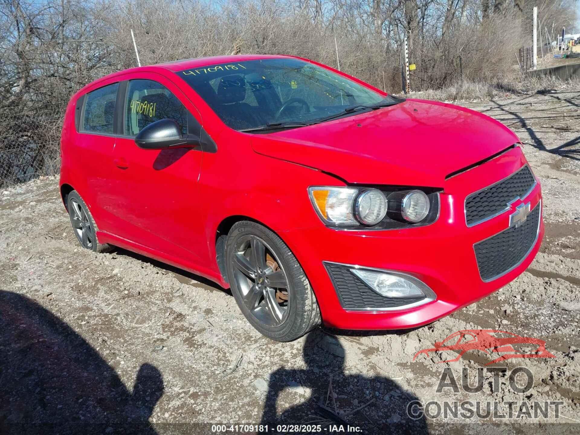 CHEVROLET SONIC 2014 - 1G1JG6SB8E4224403