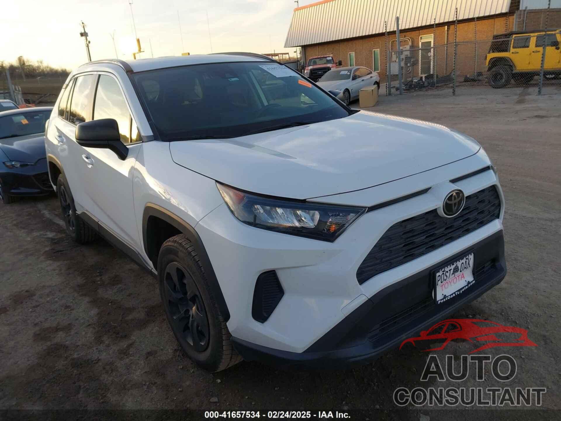 TOYOTA RAV4 2019 - JTMH1RFV5KD037919