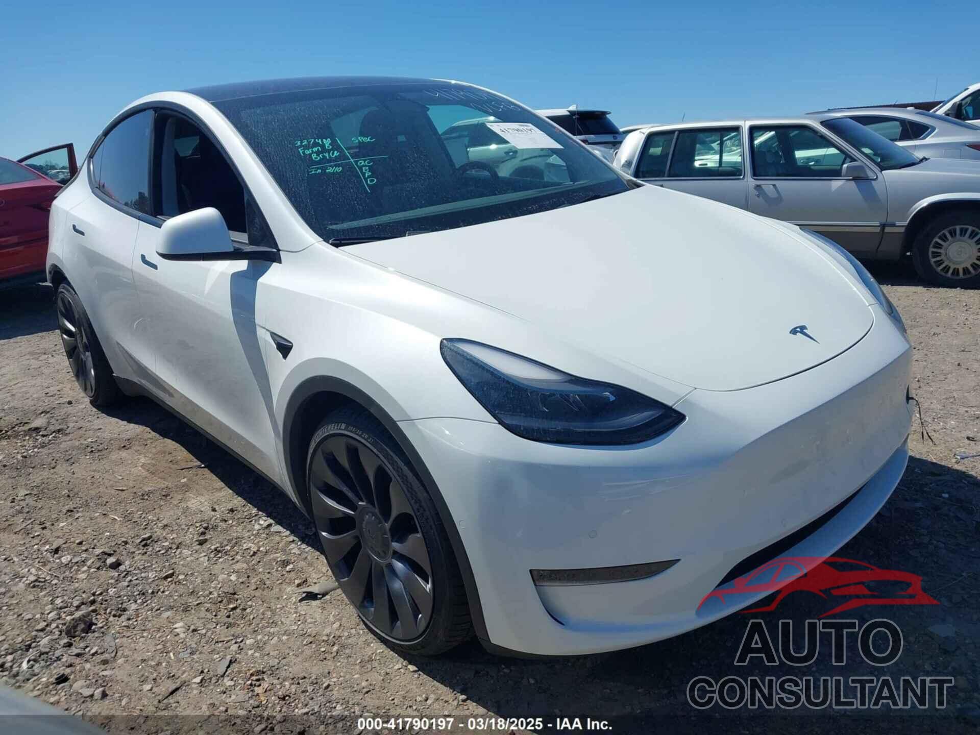 TESLA MODEL Y 2022 - 7SAYGDEF7NF327400