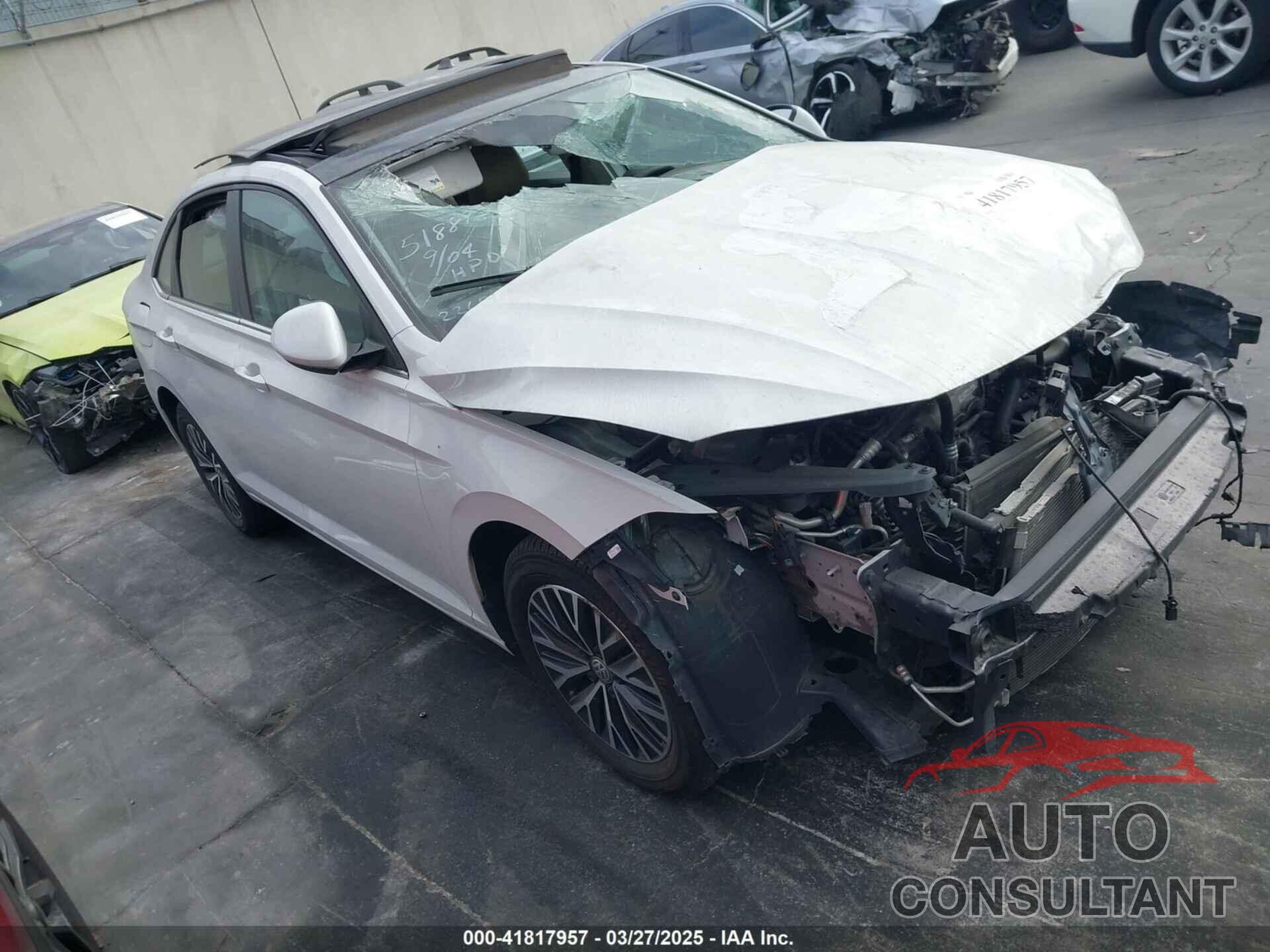 VOLKSWAGEN JETTA 2019 - 3VWC57BU5KM064216