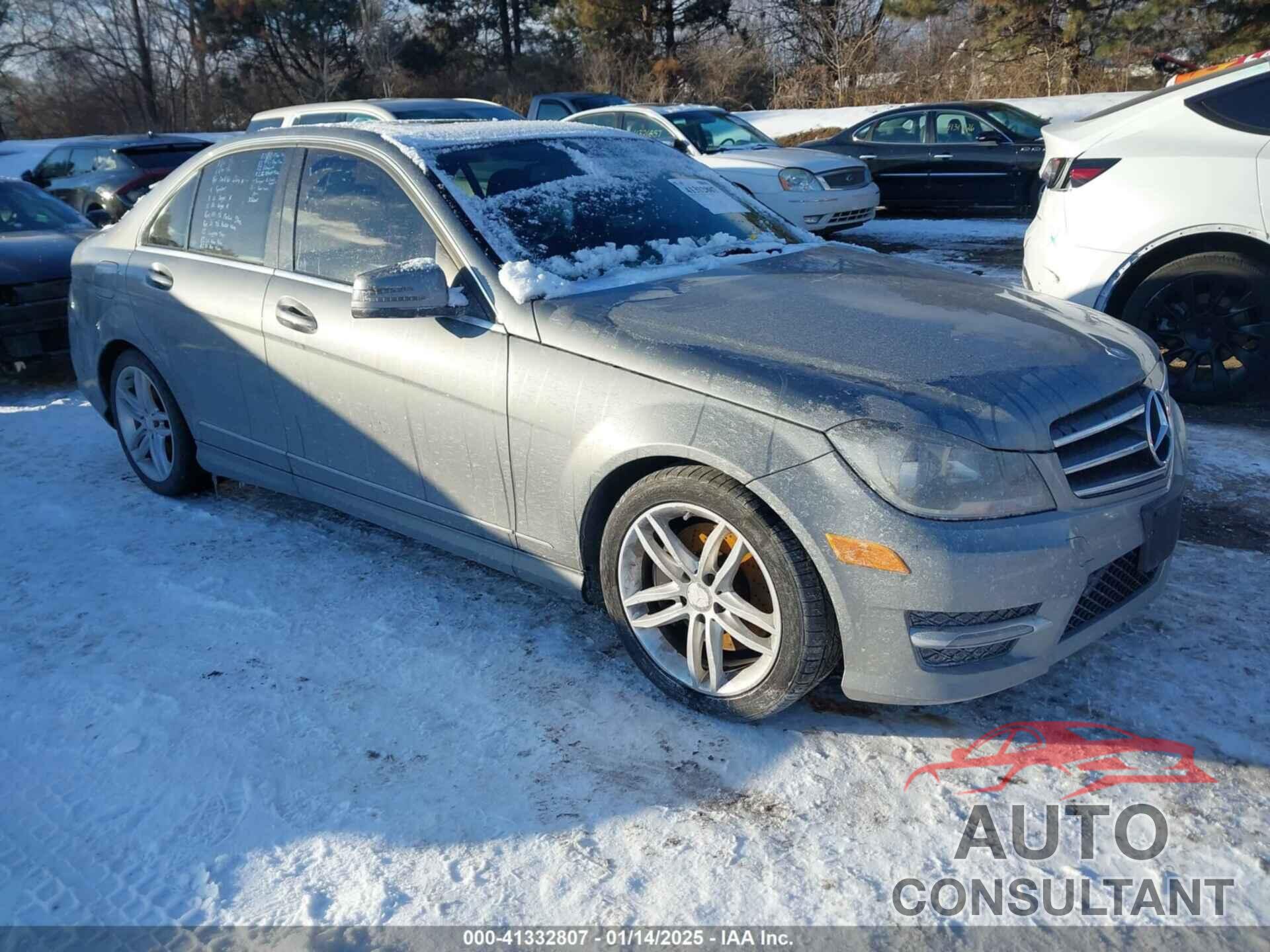 MERCEDES-BENZ C 300 2014 - WDDGF8AB4ER319308