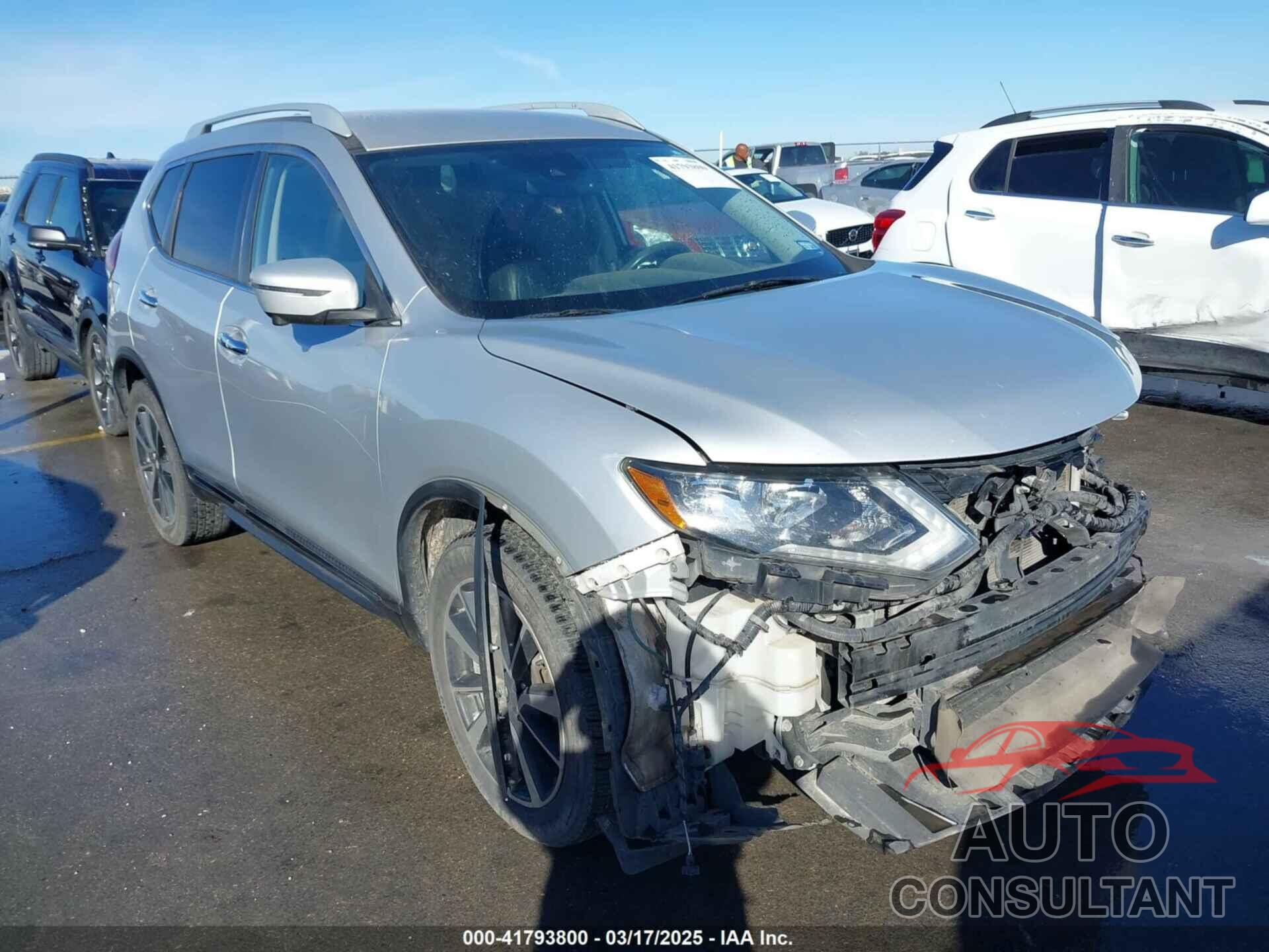 NISSAN ROGUE 2019 - 5N1AT2MV3KC744377