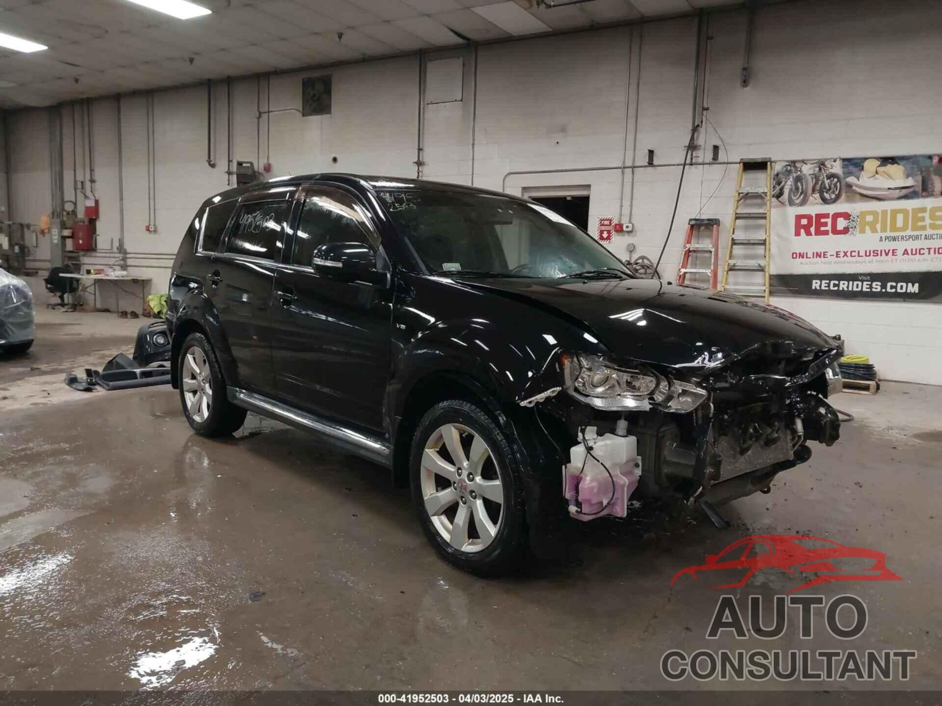 MITSUBISHI OUTLANDER 2011 - JA4JT5AX1BU023989