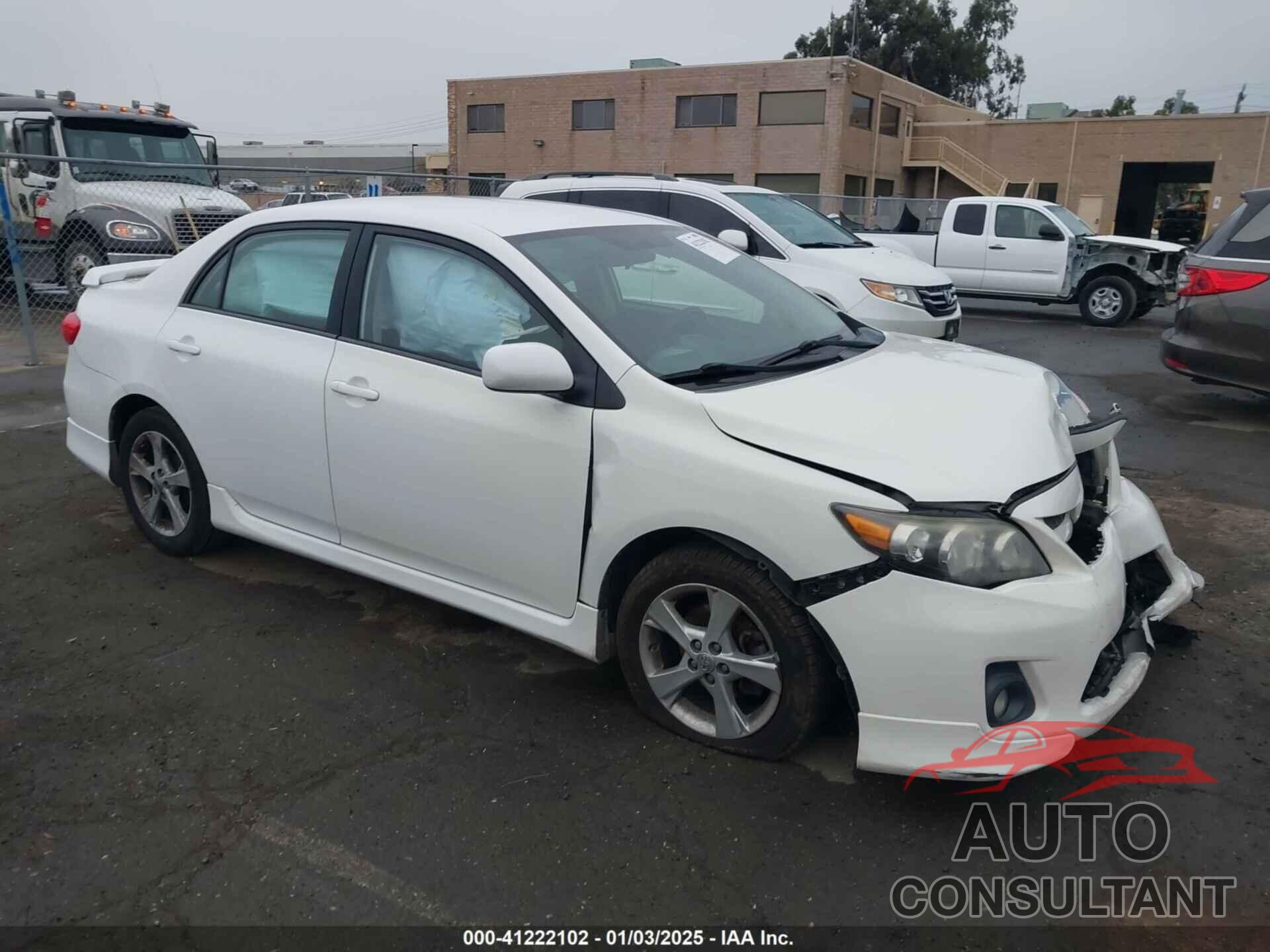 TOYOTA COROLLA 2013 - 2T1BU4EE8DC003944